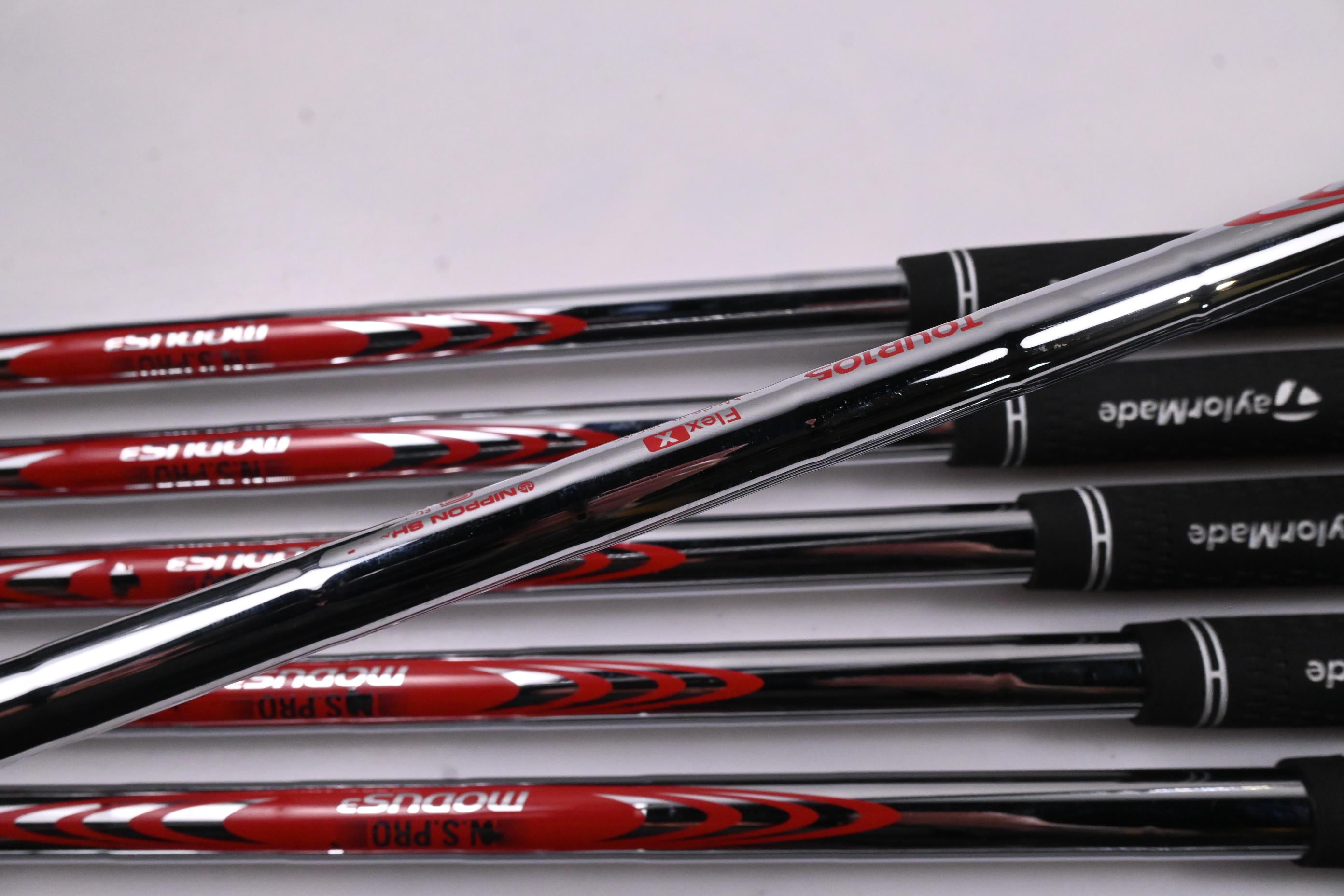 Taylormade P.7CB Irons / 4-PW / X-Flex N.S.Pro Modus³ Tour 105 Shafts