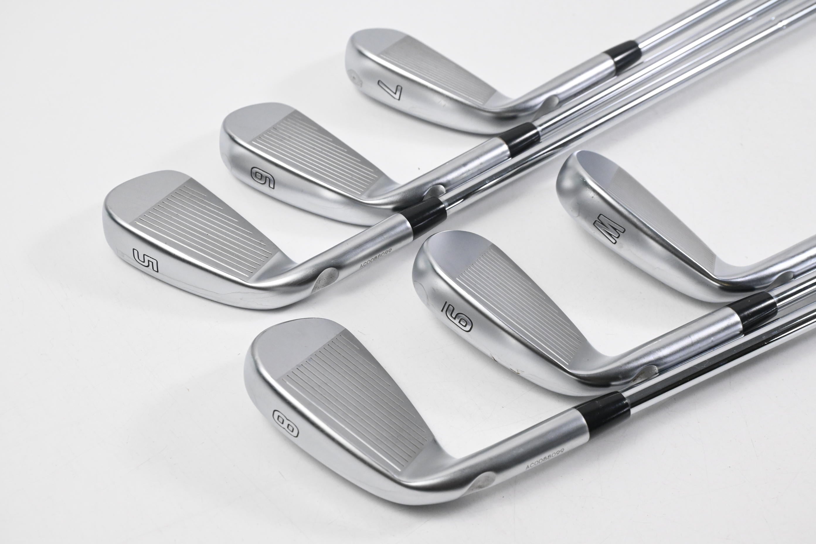 Ping i210 Irons / 5-PW / Blue Dot / Regular Flex Dynamic Gold Mid 100 R300