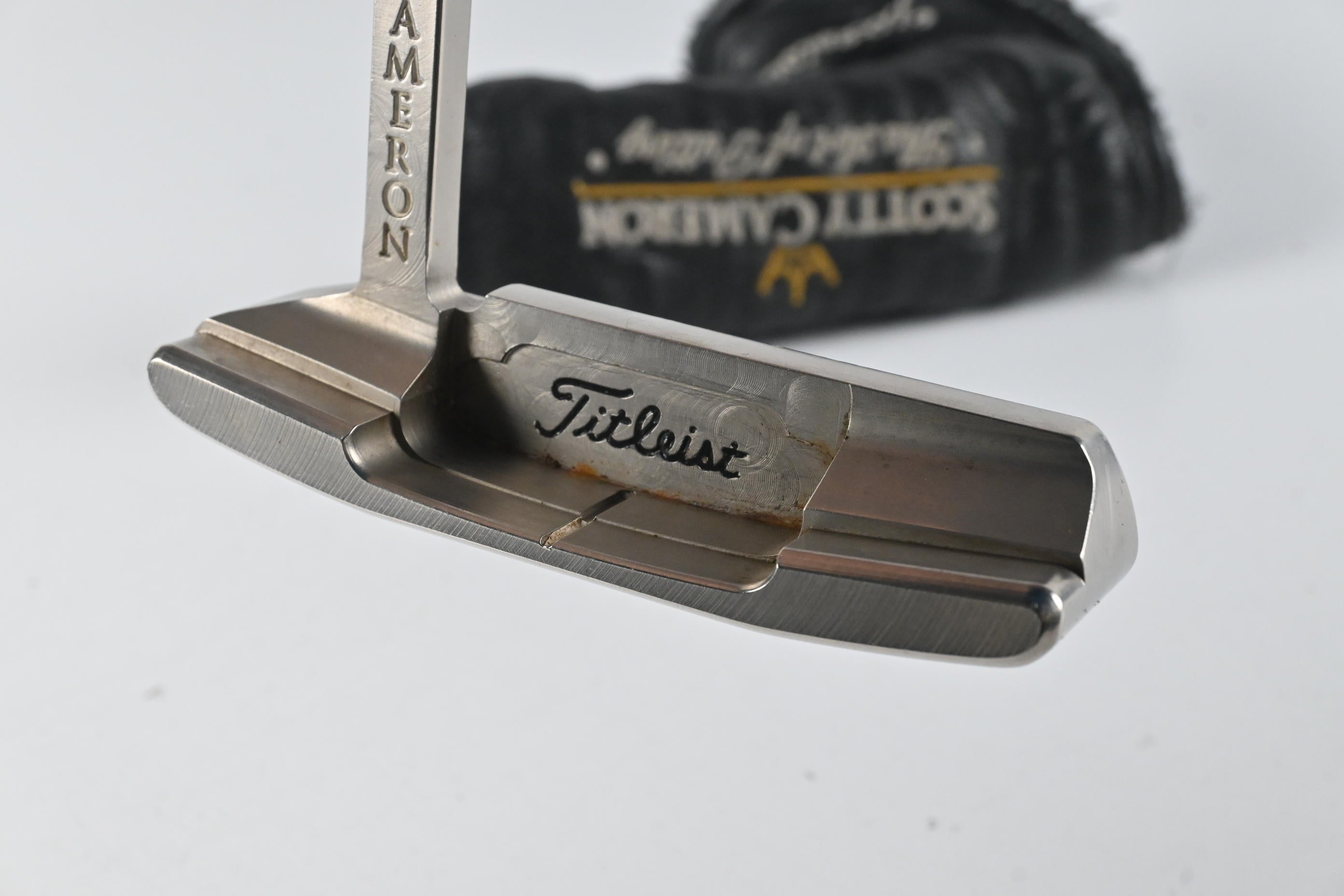 Scotty Cameron Oil Can Classics Newport Two Putter / 33 Inch
