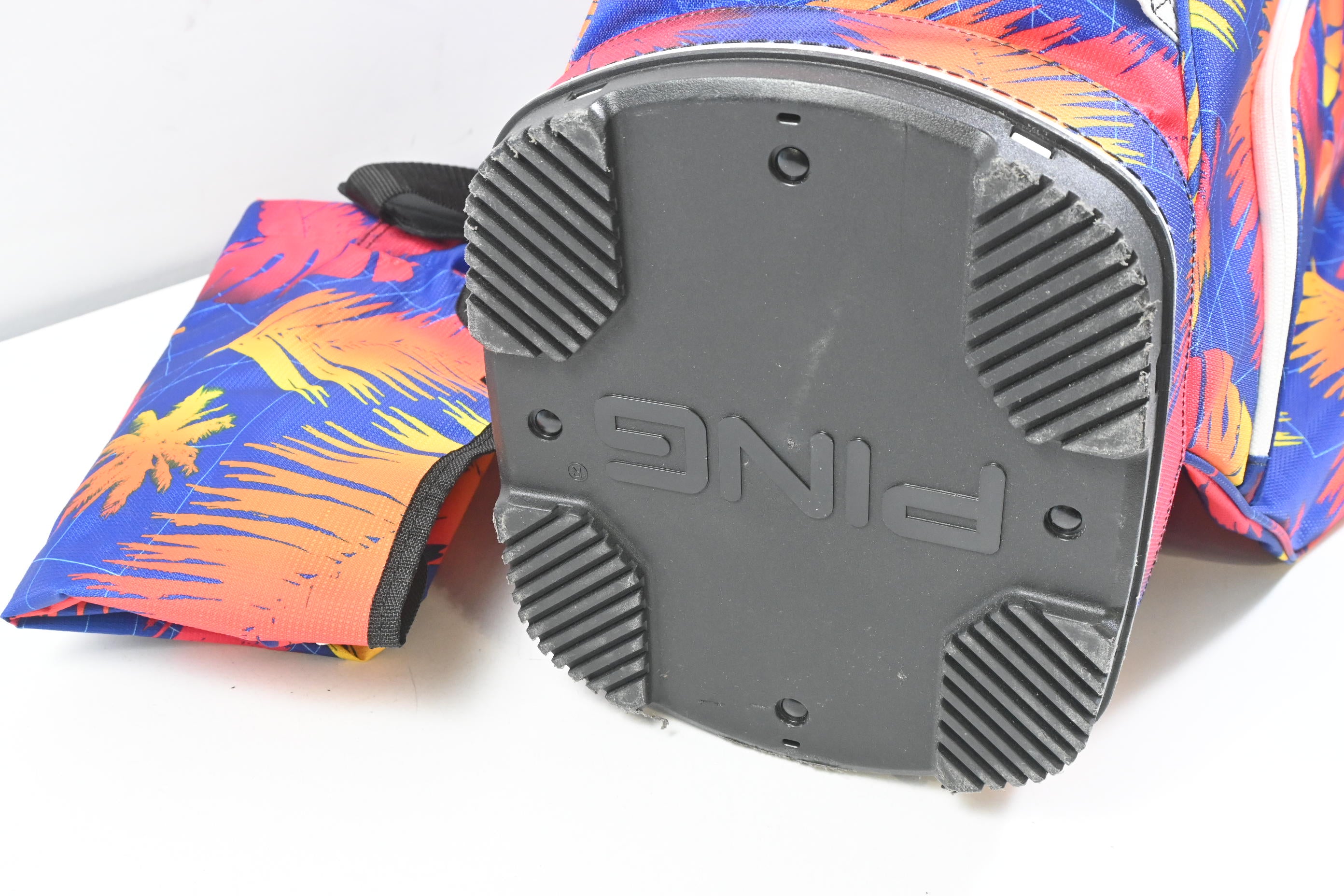 Ping Traverse Cart Bag / 14-Way Divider / Multi Colour