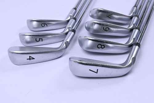 Ping i25 Irons / 4-PW / Black Dot / Regular Flex Ping CFS Shafts
