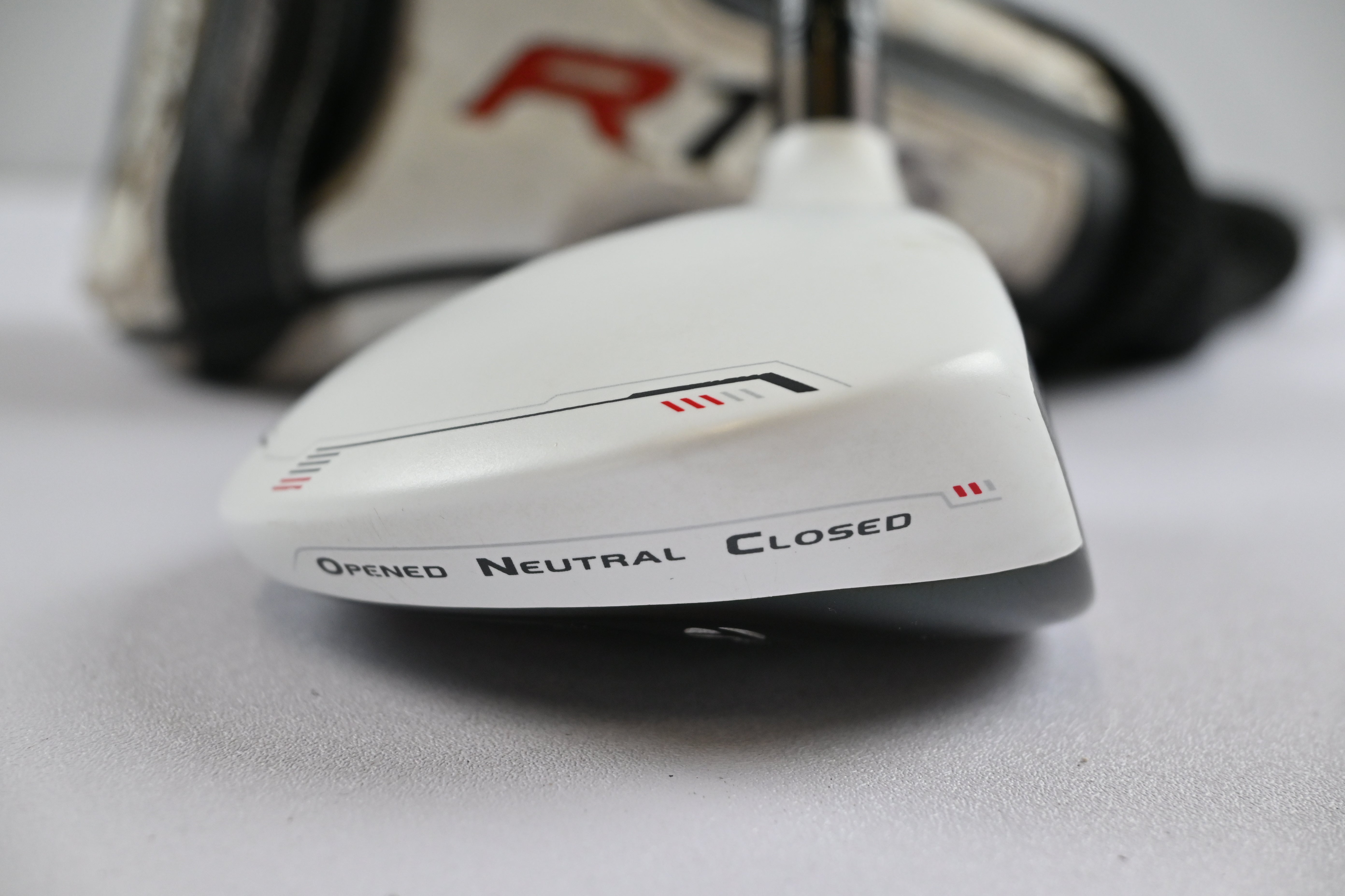 Taylormade R11S #5 Wood / 19 Degree / Regular Flex Aldila RIP Phenom 70