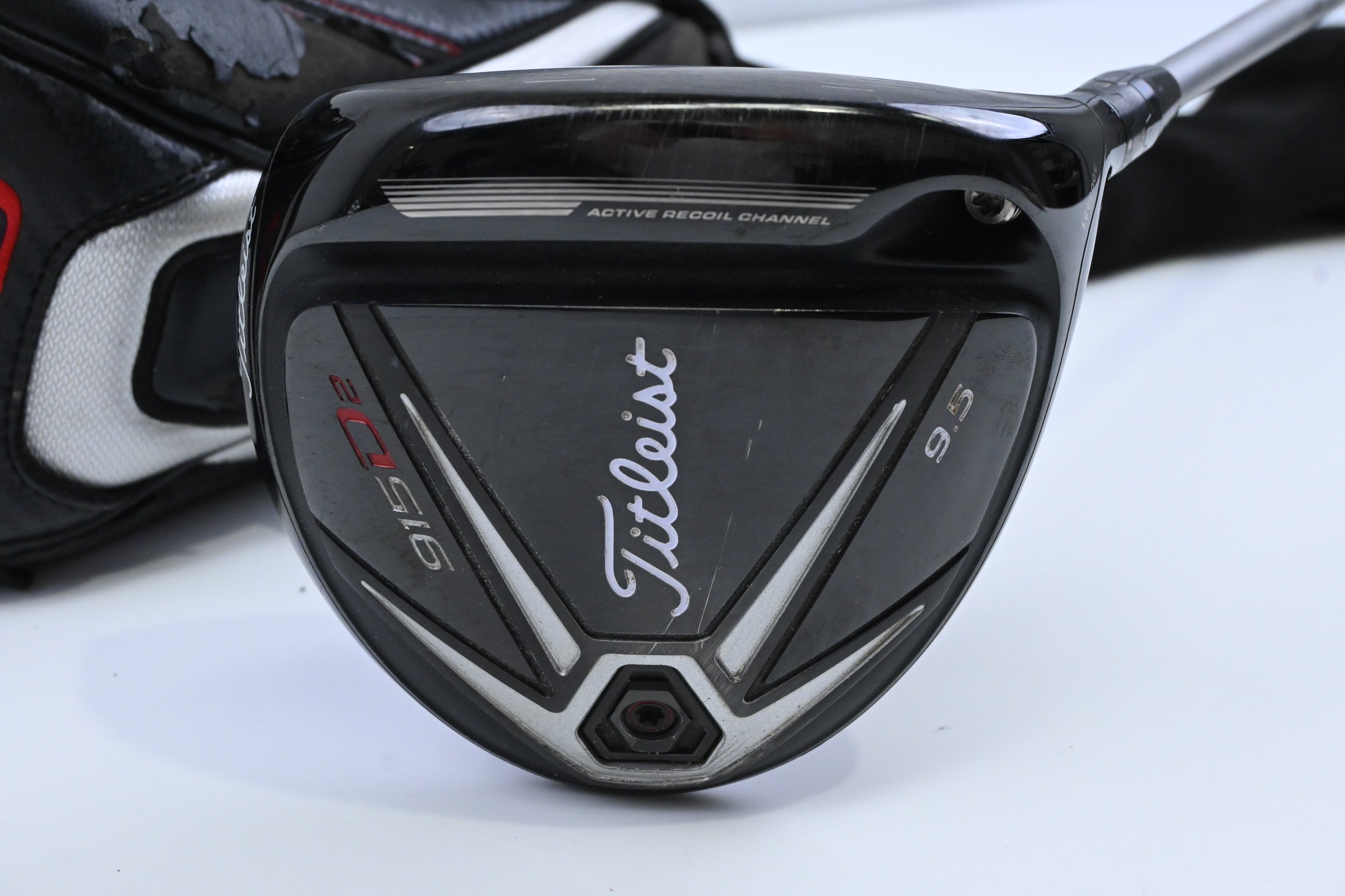 Titleist 915 D2 Driver / 9.5 Degree / Regular Flex Diamana S+ 60 Shaft