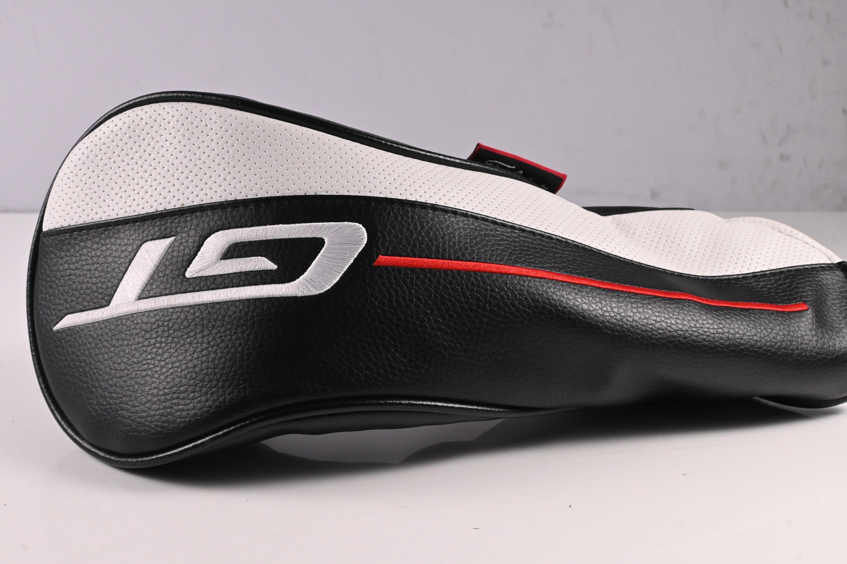 Titleist GT3 Driver / 10 Degree / Stiff Flex Grafalloy Blue Shaft