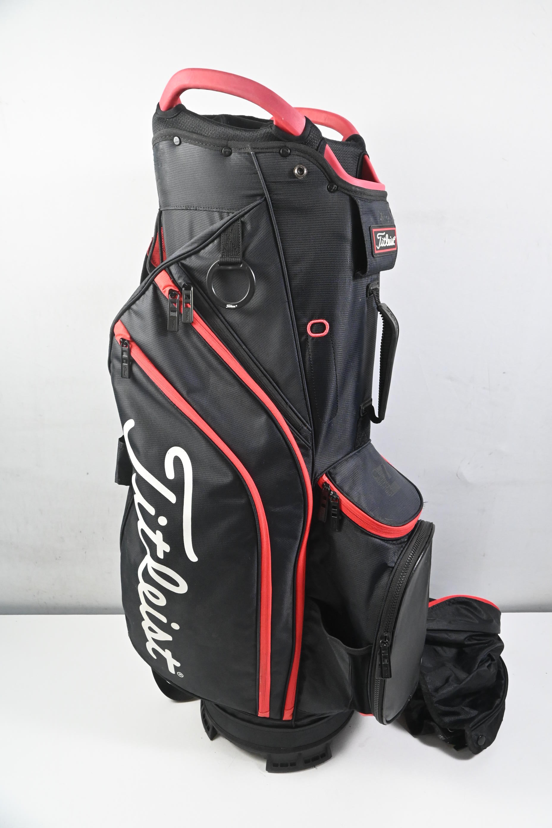 Titleist Cart 14 Cart Bag / 14-Way Divider / Black, Red