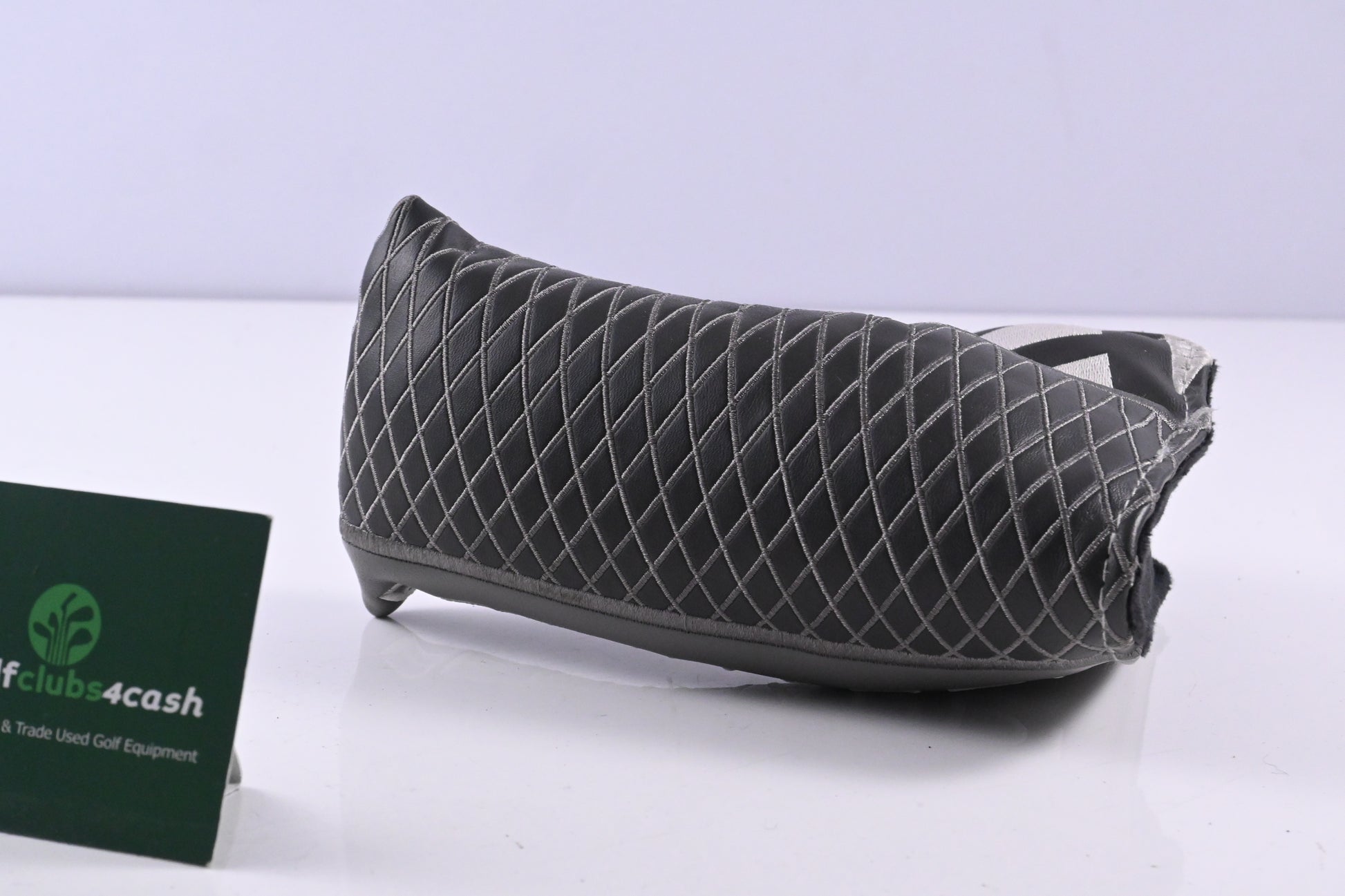 Bettinardi BB-46 2022 Series Putter / 34 Inch