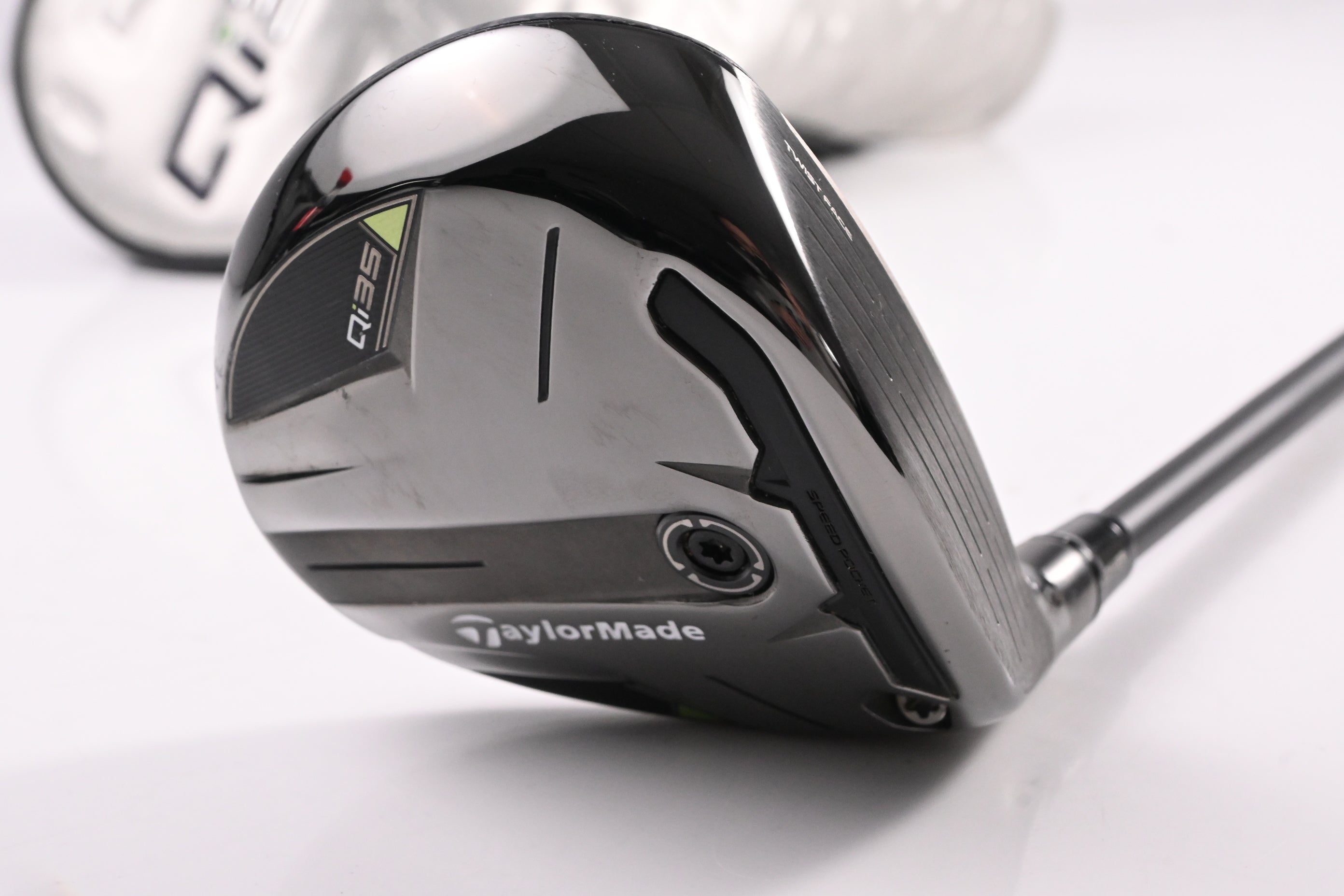 Taylormade Qi35 #5 Wood / 18 Degree / Regular Flex Fujikura Ventus Blue 5 Shaft