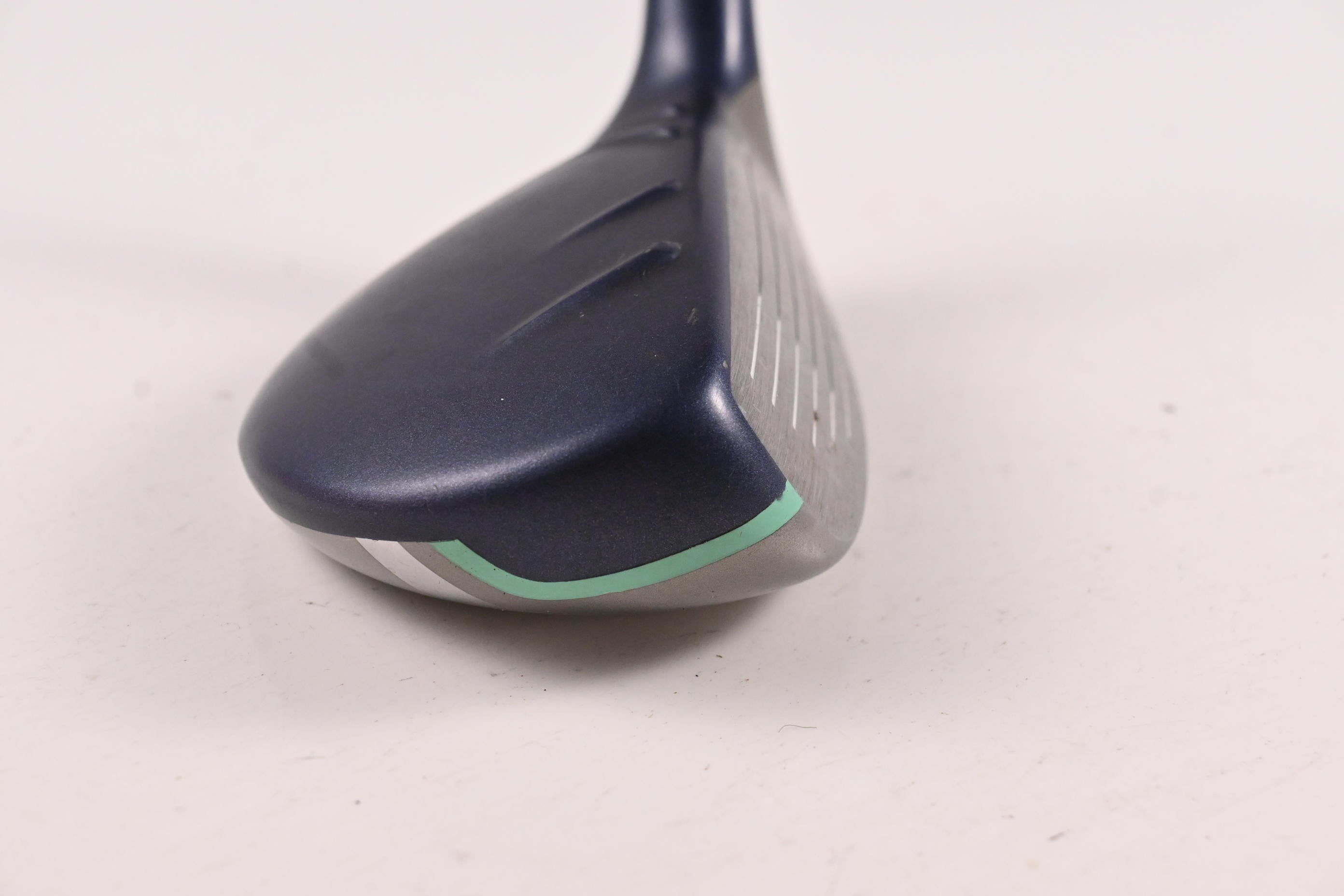 Ladies Ping G Le #6 Hybrid / 30 Degree / Ladies Flex Ping ULT 230 Shaft