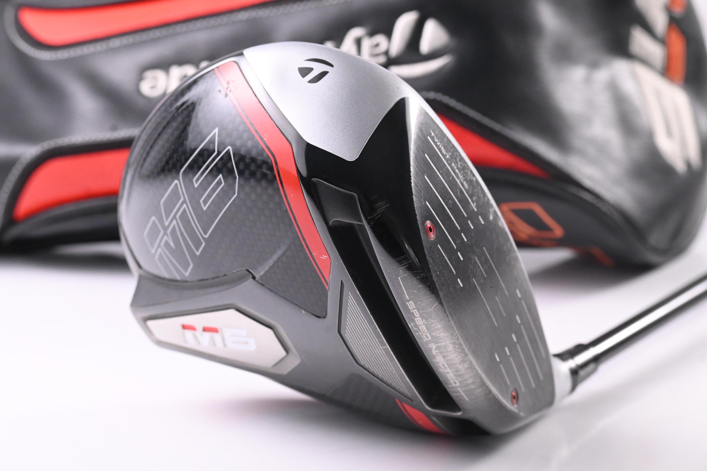 Taylormade M6 Driver / 10.5 Degree / Stiff Flex Fujikura Atmos Red 5 Shaft
