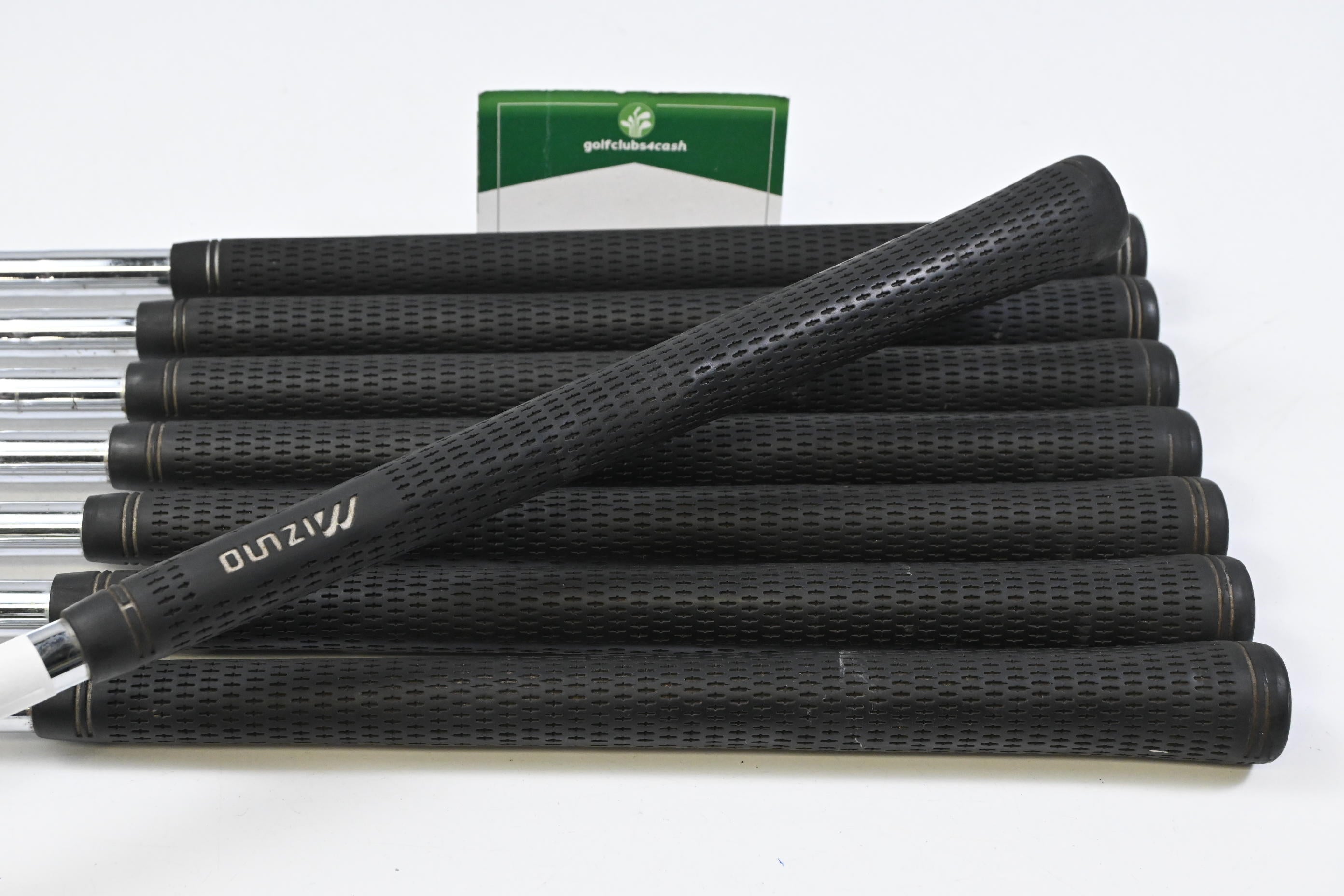 Mizuno MP-32 Irons / 3-PW / Regular Flex Dynamic Gold R300 Shafts