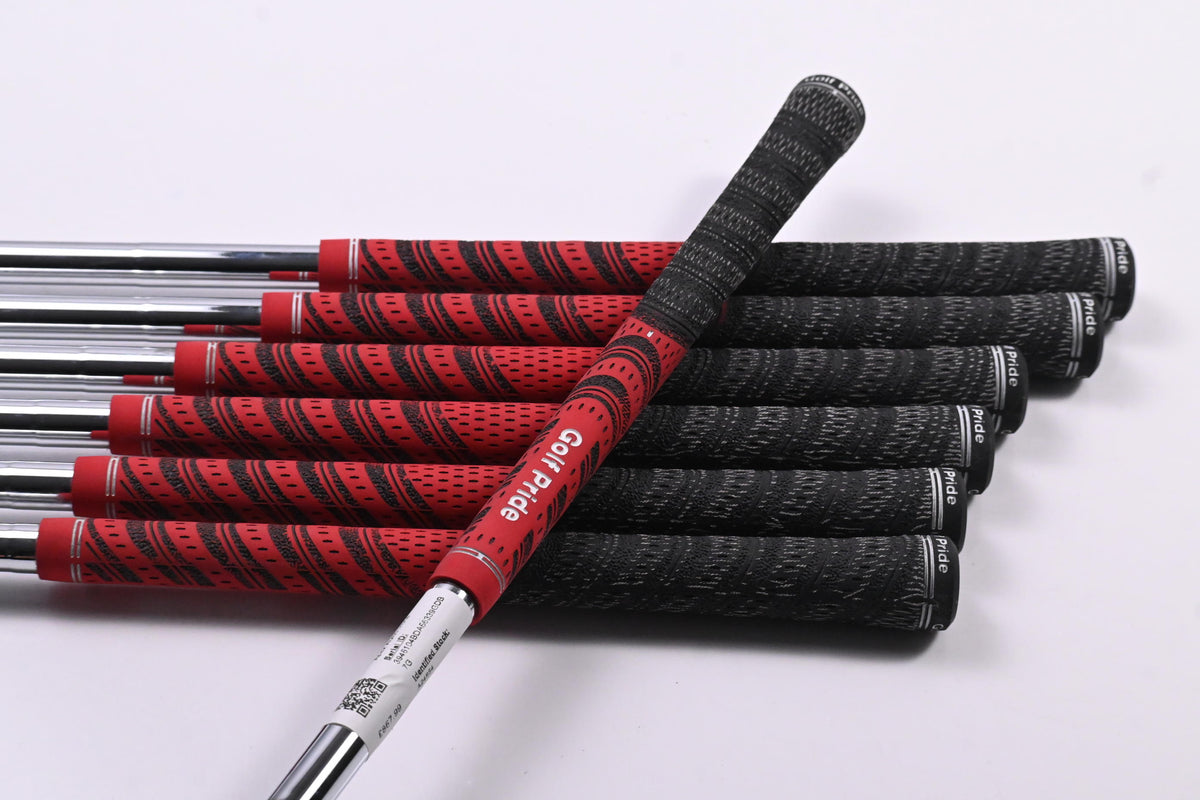 Left Hand Callaway Apex Ai200 Irons / 4-PW / Regular Flex True Temper AMT Red