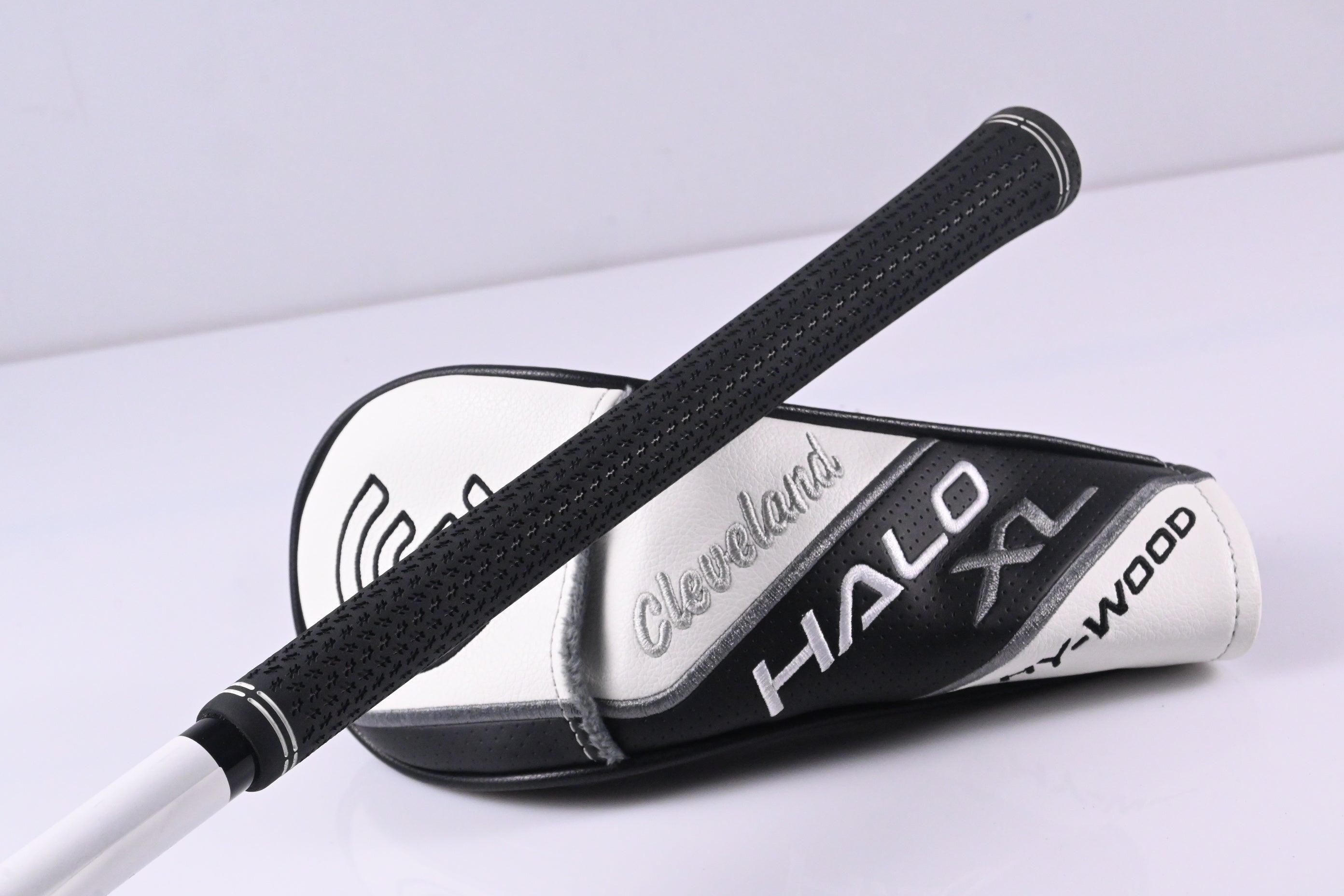 Cleveland Halo XL Hy-Wood #3+ Hybrid / 17 Degree / Stiff Flex Aldila Ascent 40