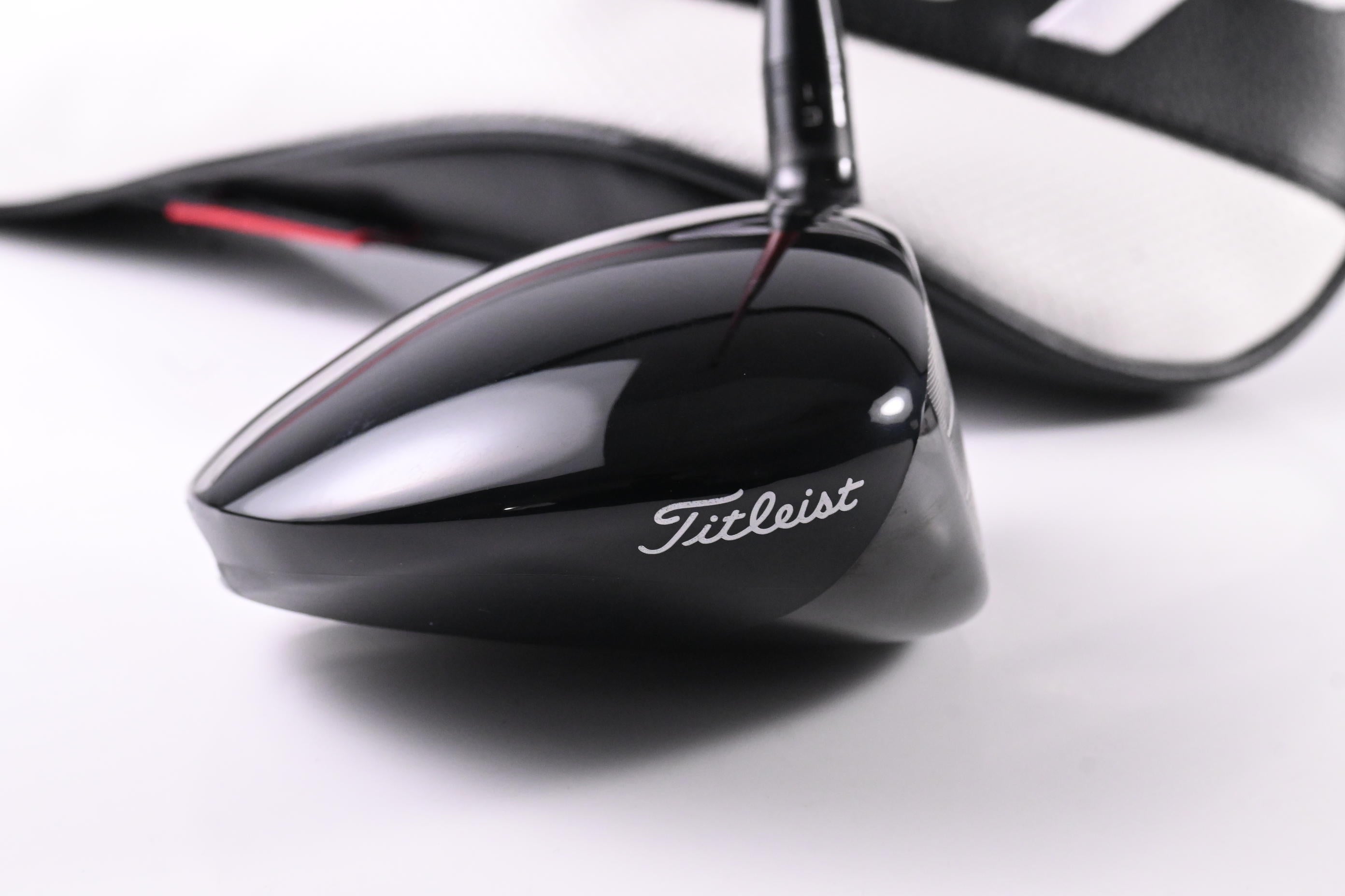 Titleist GT2 Driver / 9 Degree / Regular Flex Project X Denali Red 50 Shaft