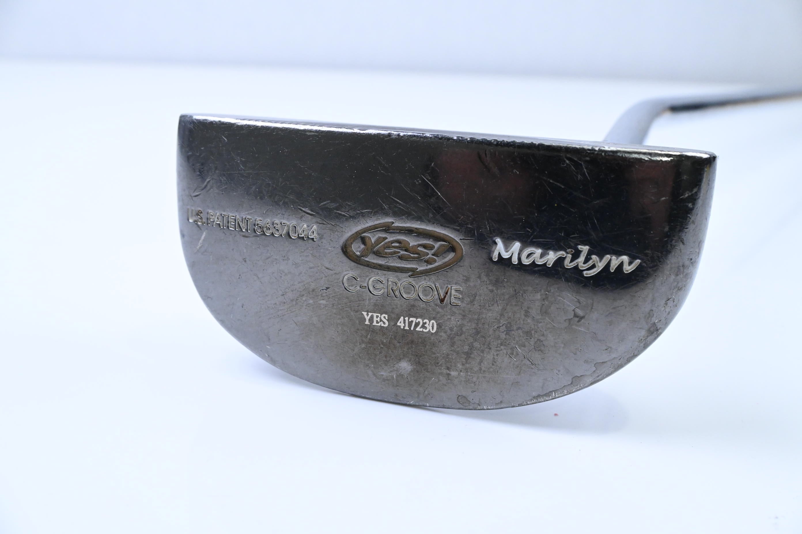 Yes! C-Groove Marilyn Putter / 34 Inch