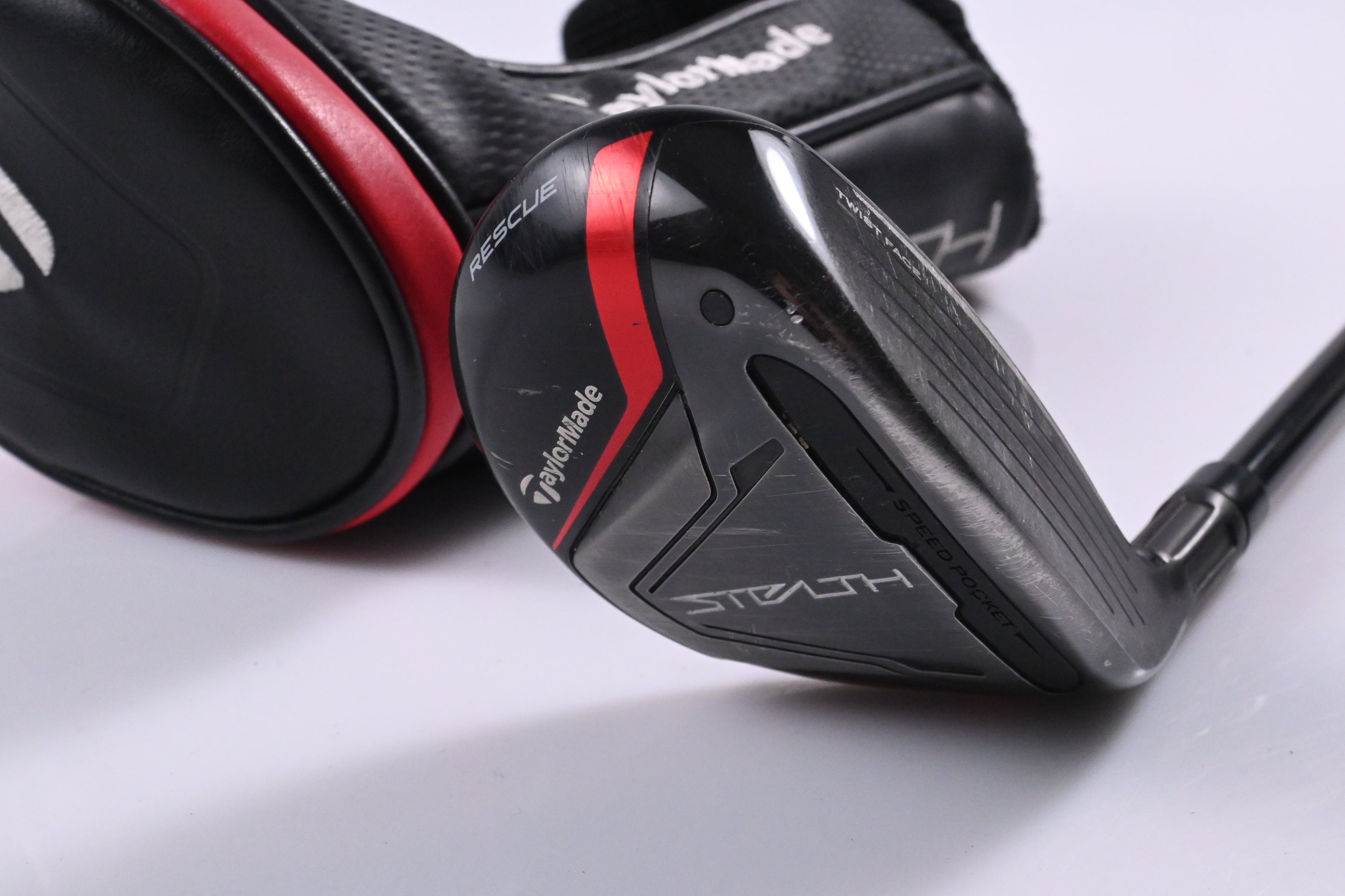 Taylormade Stealth #3 Hybrid / 19 Degree / Stiff Flex Fujikura Ventus Red 7 Shaft