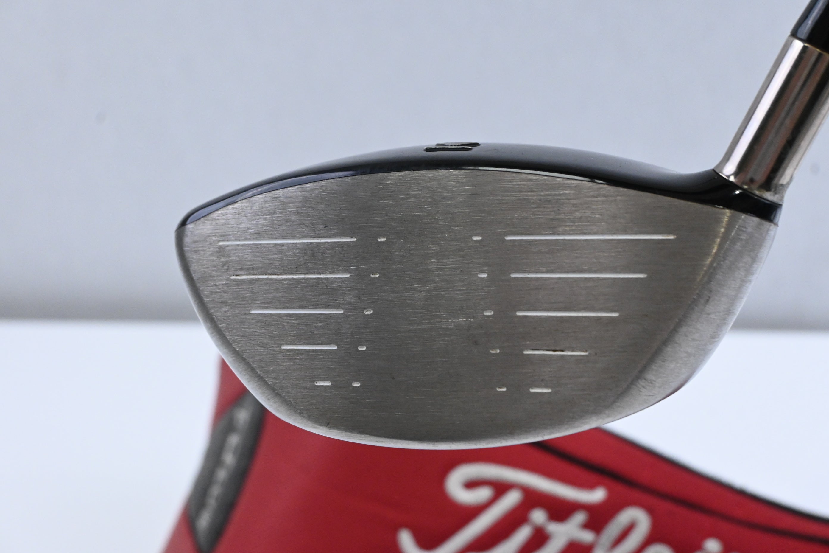 Titleist 907 D1 Driver / 9.5 Degree / Stiff Flex Aldila VS Proto 65 Shaft