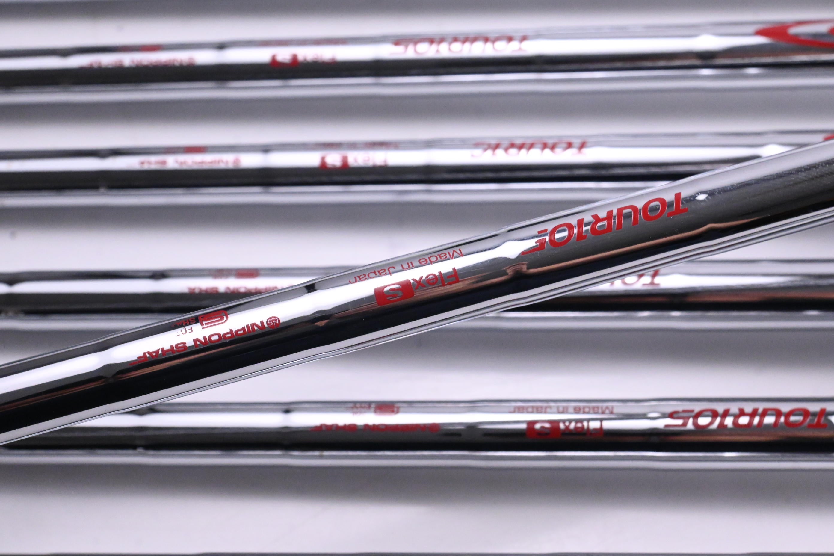 Left Hand Ping i230 Irons / 4-PW / Blue Dot / Stiff Flex N.S.Pro Modus³ Tour 105