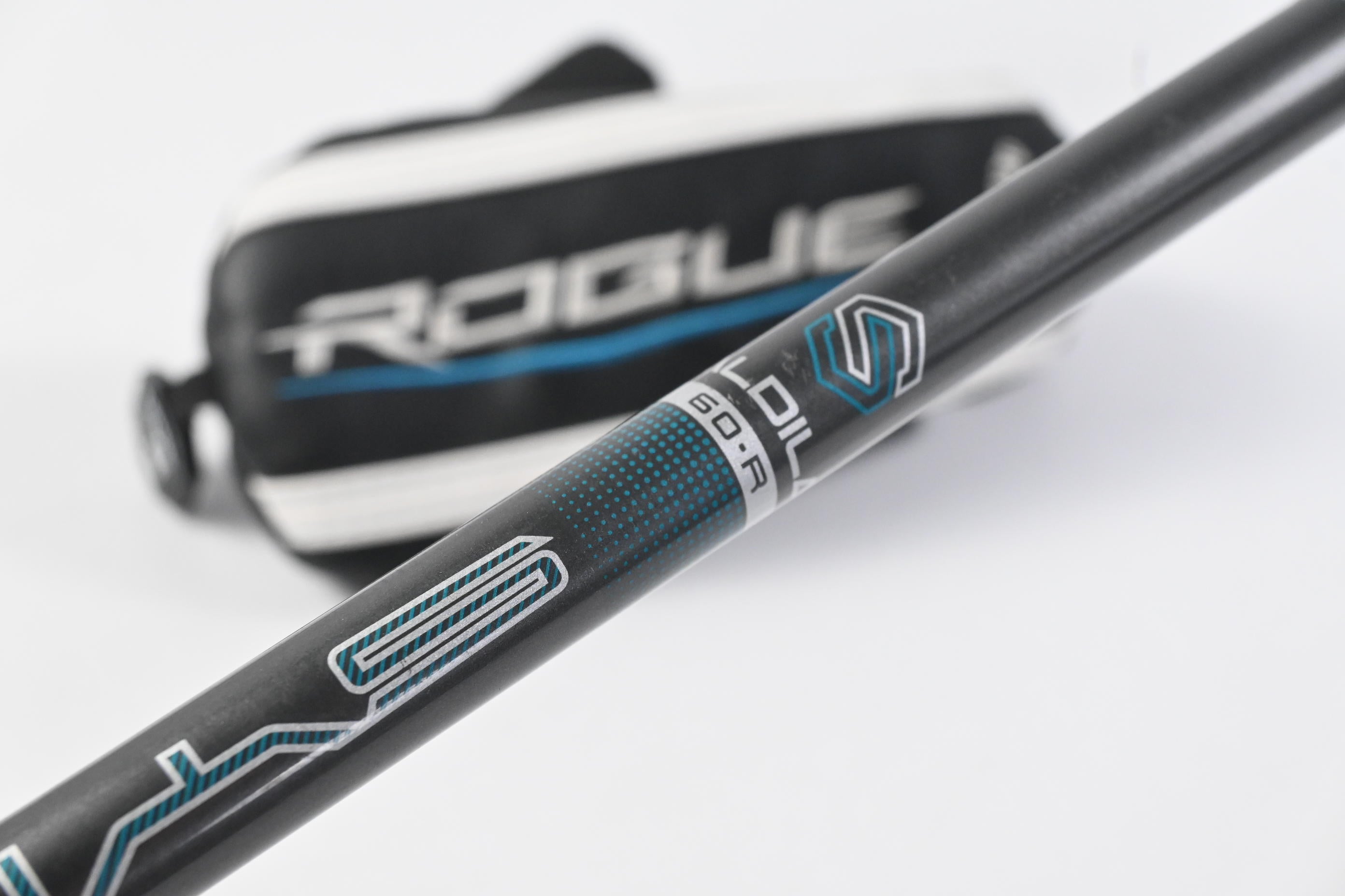 Callaway Rogue #4 Hybrid / 21 Degree / Regular Flex Aldila Synergy 60 Shaft