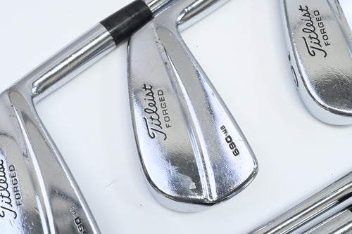 Titleist 690.MB Irons / 3-PW / Stiff Flex Dynamic Gold S300 Shafts