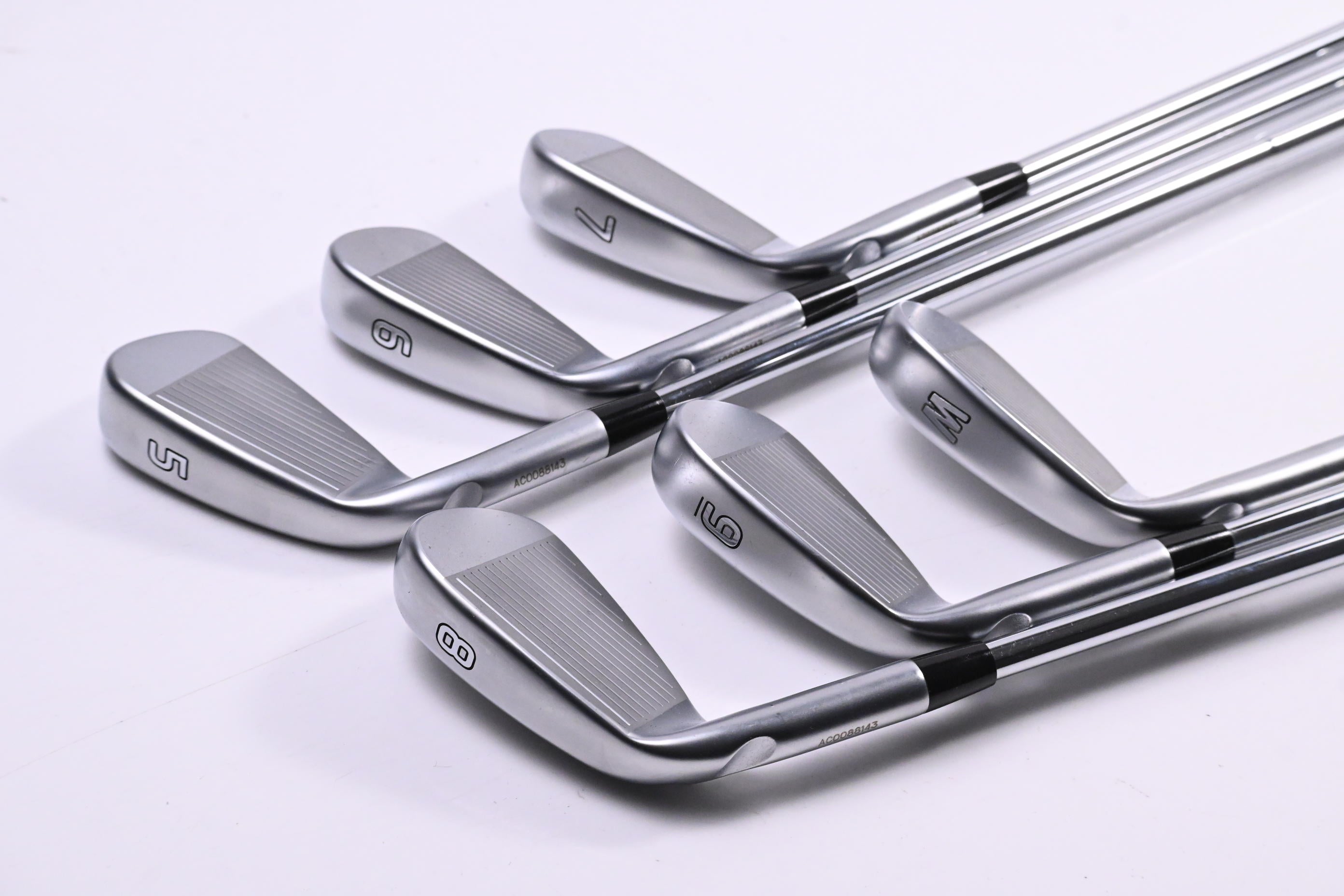 Ping i210 Irons / 5-PW / Blue Dot / Regular Flex Dynamic Gold Mid 100 R300