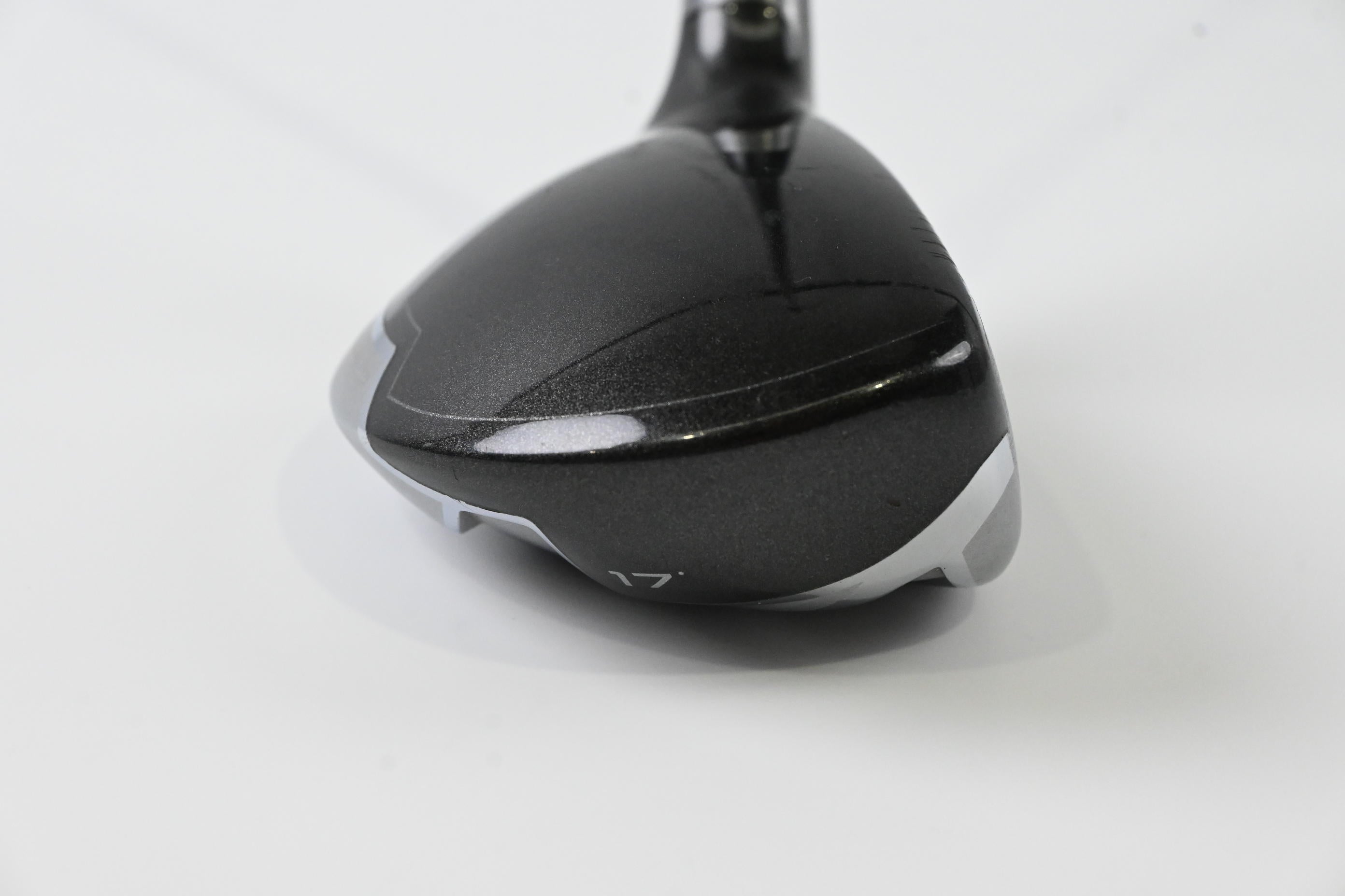 Taylormade SLDR #2 Hybrid / 17 Degree / Stiff Flex Fujikura Speeder 82 Shaft