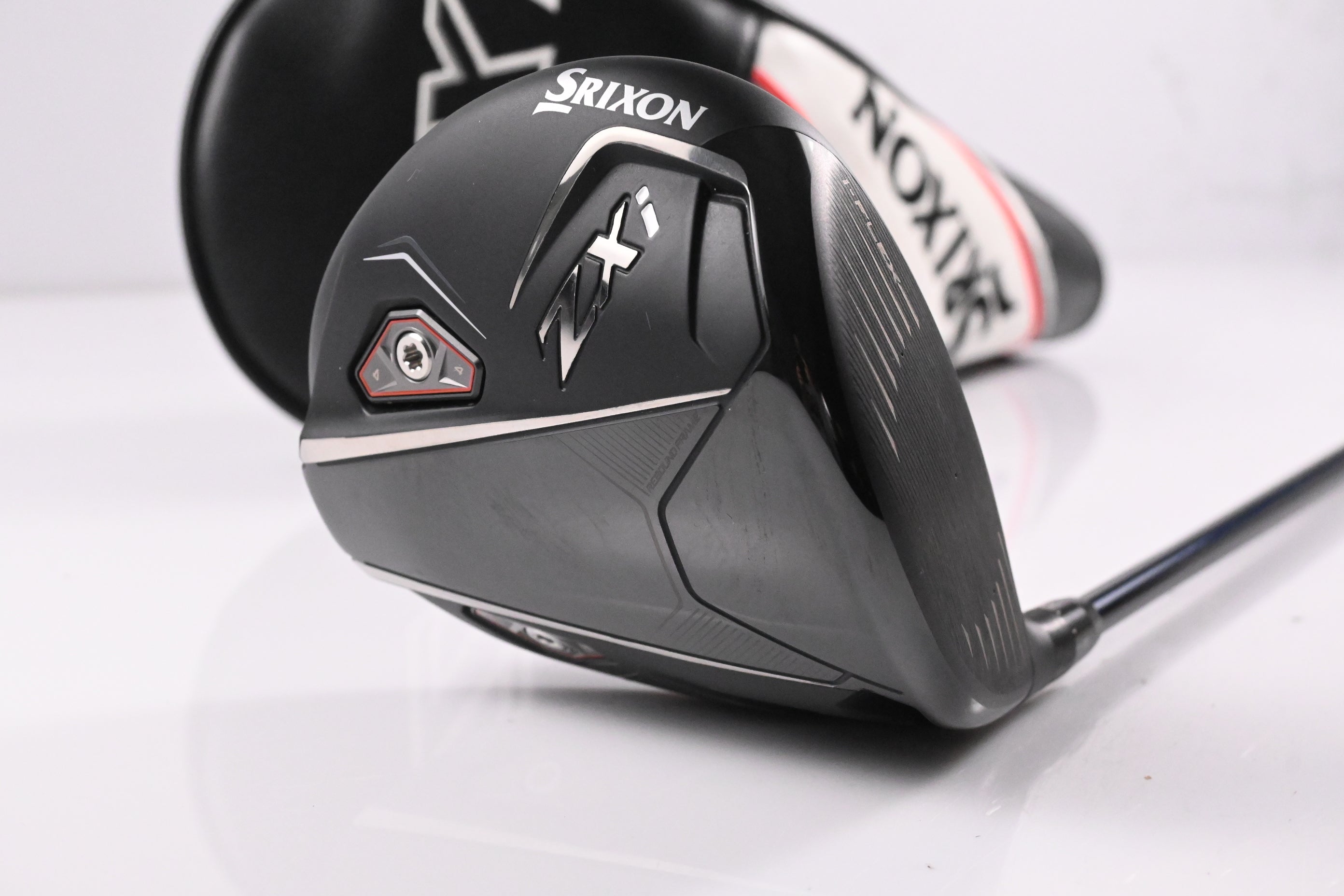 Srixon ZXi Driver / 10.5 Degree / X-Flex Fujikura Ventus TR Blue 6 Shaft