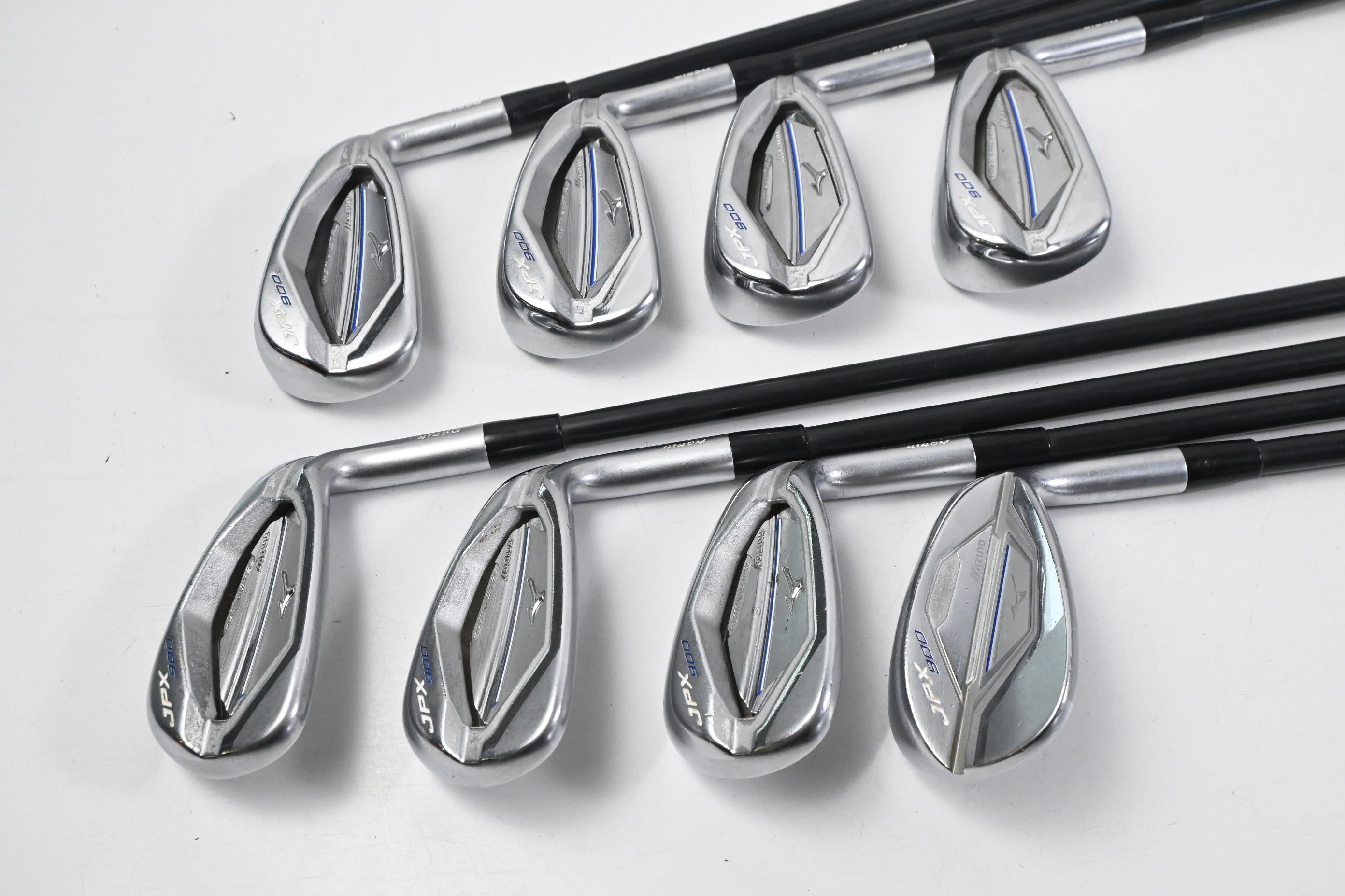 Mizuno JPX 900 Hot Metal Irons / 4-PW+GW / Regular Flex Project X LZ 70 Shafts