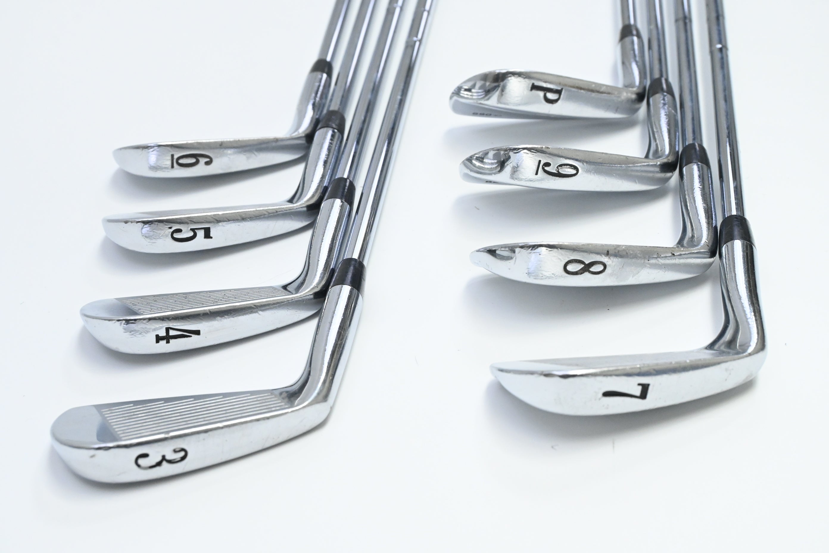 Titleist 690.MB Irons / 3-PW / Stiff Flex Dynamic Gold S300 Shafts