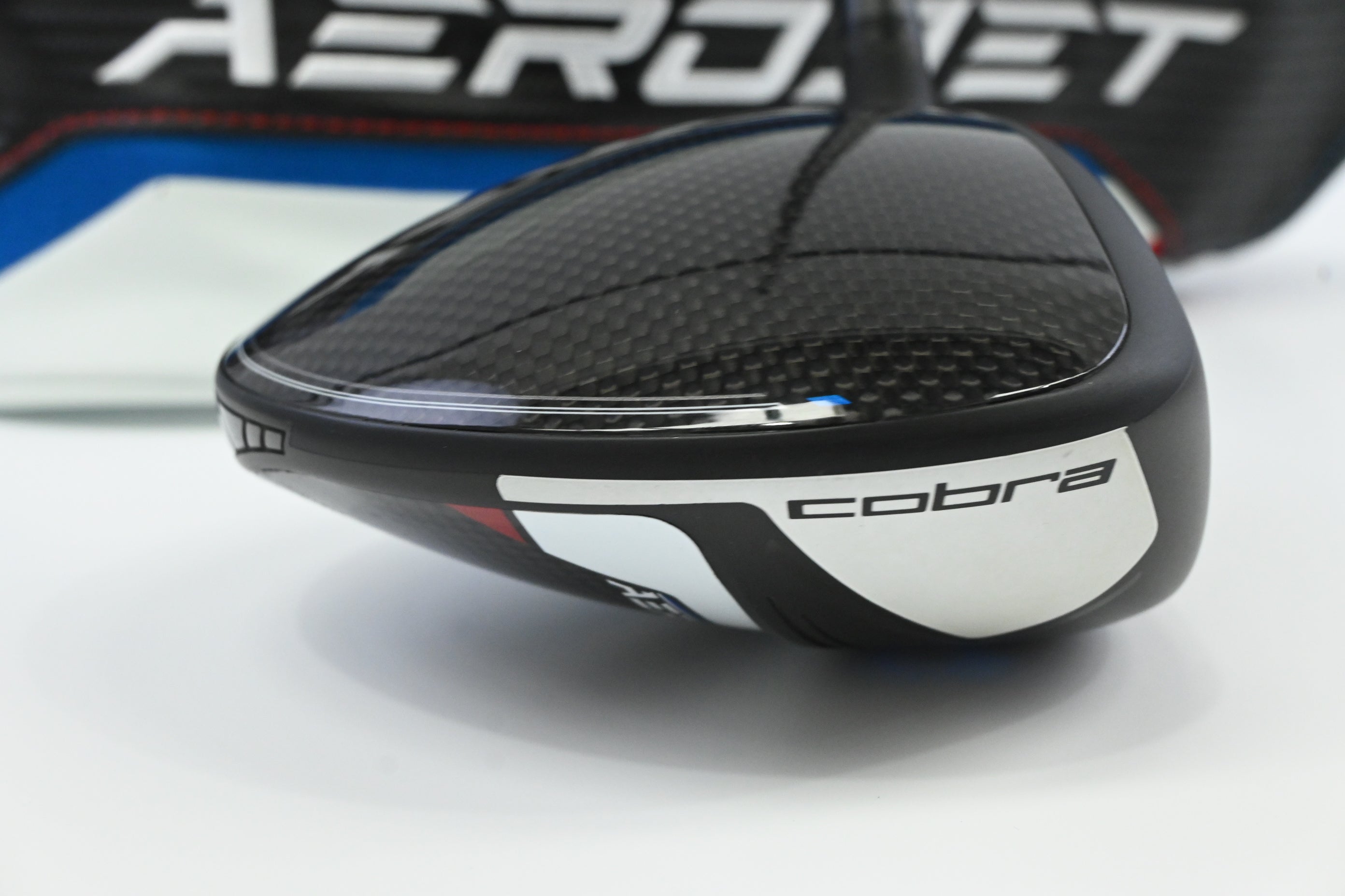 Cobra Aerojet LS Driver / 10.5 Degree / Senior Flex UST Helium Nanocore 5 Shaft