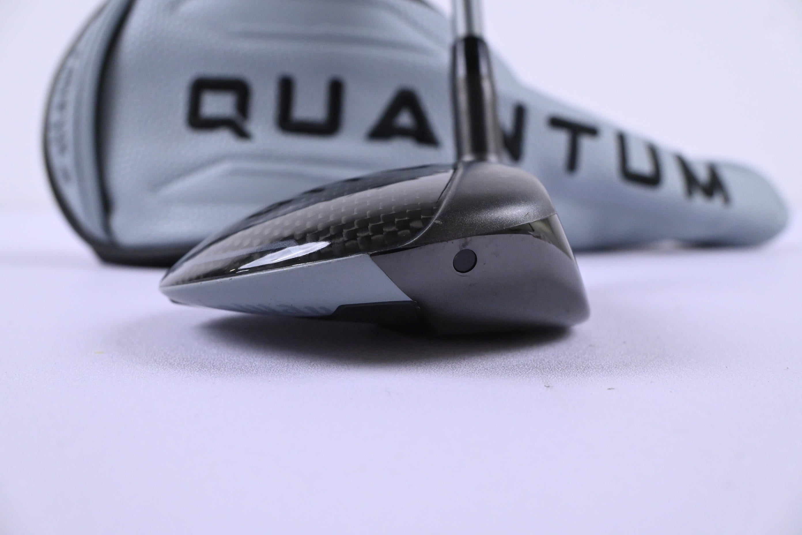Callaway Quantum Max #7 Wood / 21 Degree / Regular Flex Denali Frost Silver 60