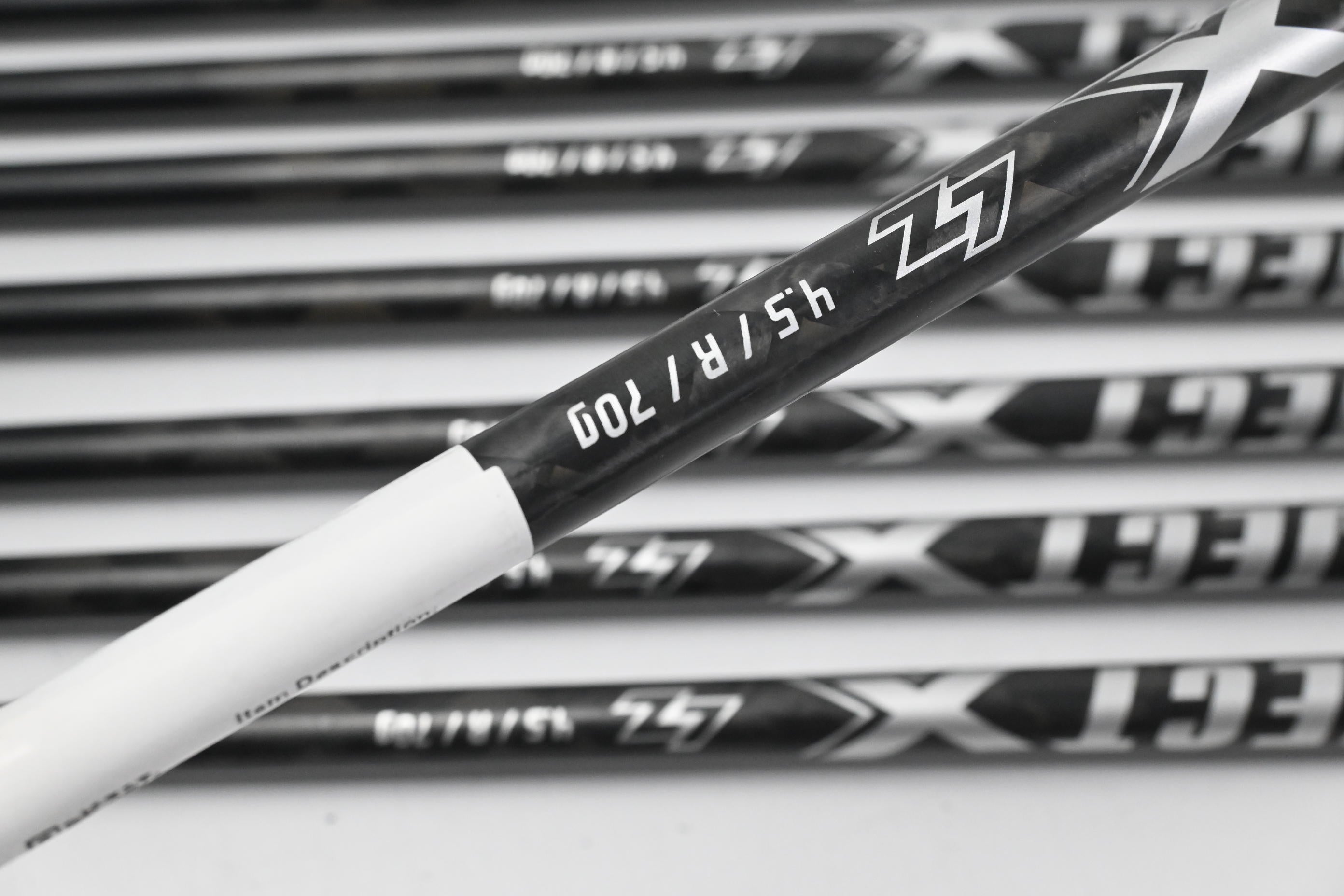 Mizuno JPX 900 Hot Metal Irons / 4-PW+GW / Regular Flex Project X LZ 70 Shafts