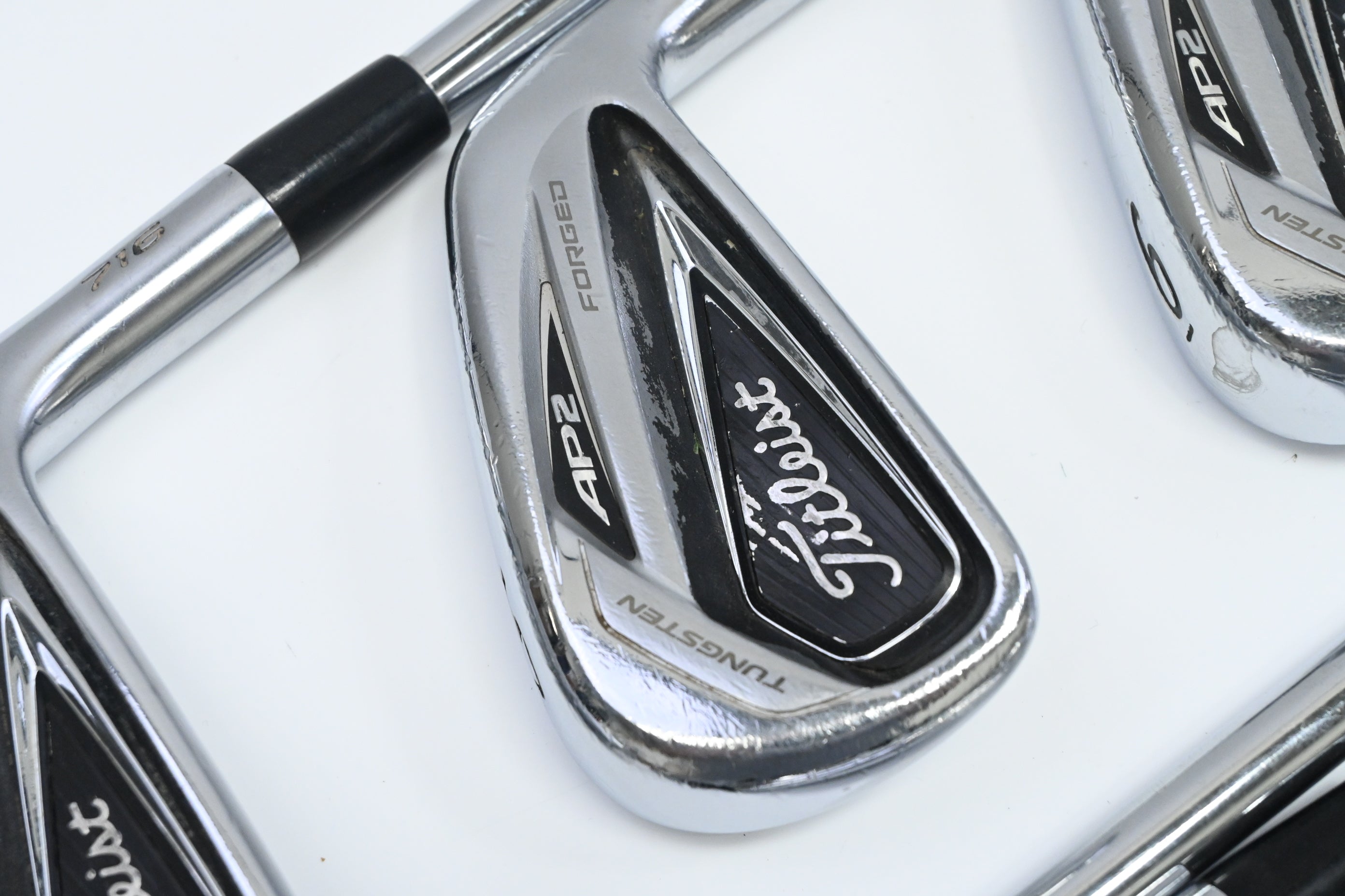 Titleist 716 AP2 Irons / 4-PW / Stiff Flex Dynamic Gold S300 Shafts