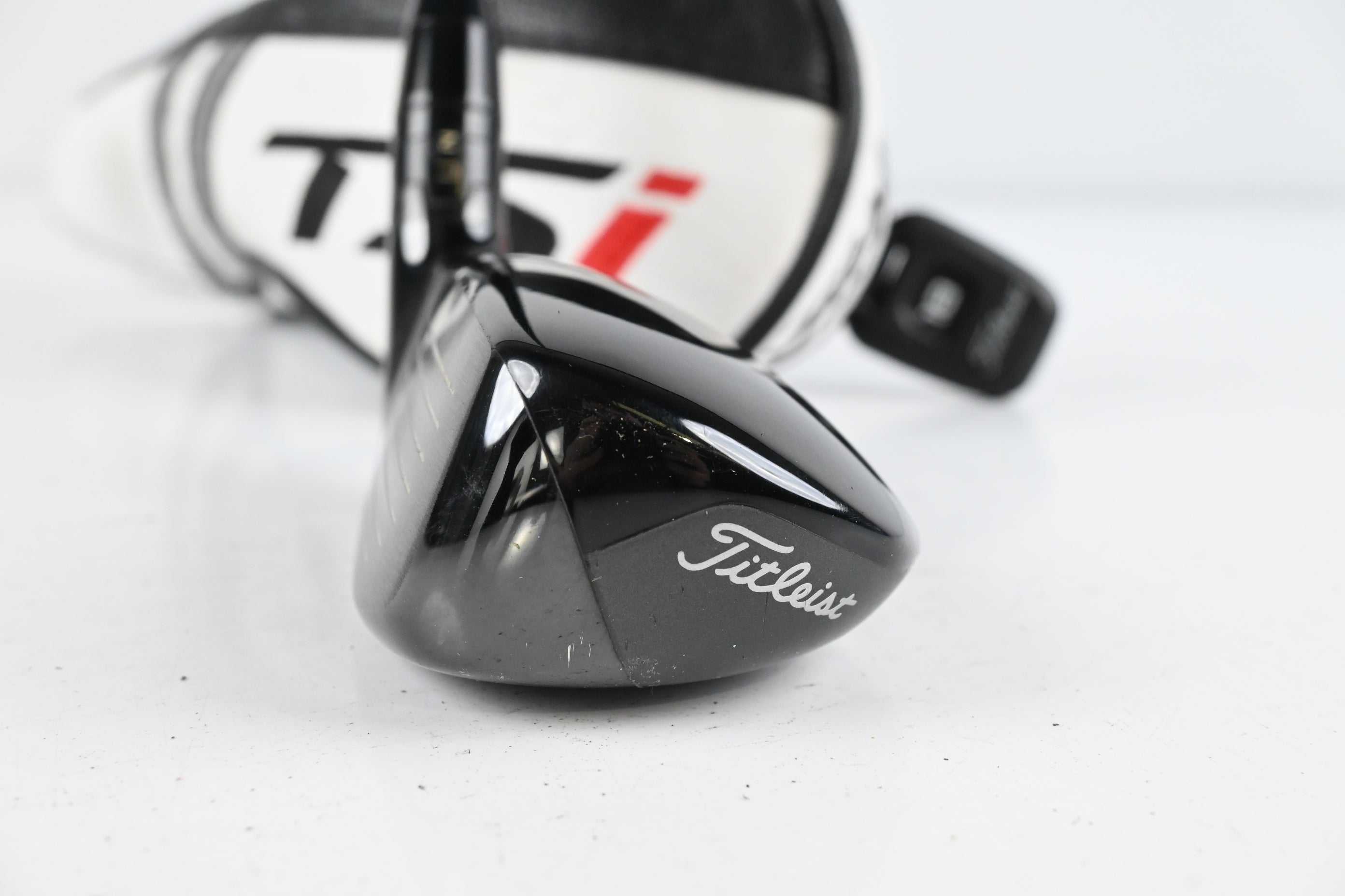 Left Hand Titleist TSi3 #2 Hybrid / 18 Degree / X-Flex HZRDUS Smoke Black RDX 90
