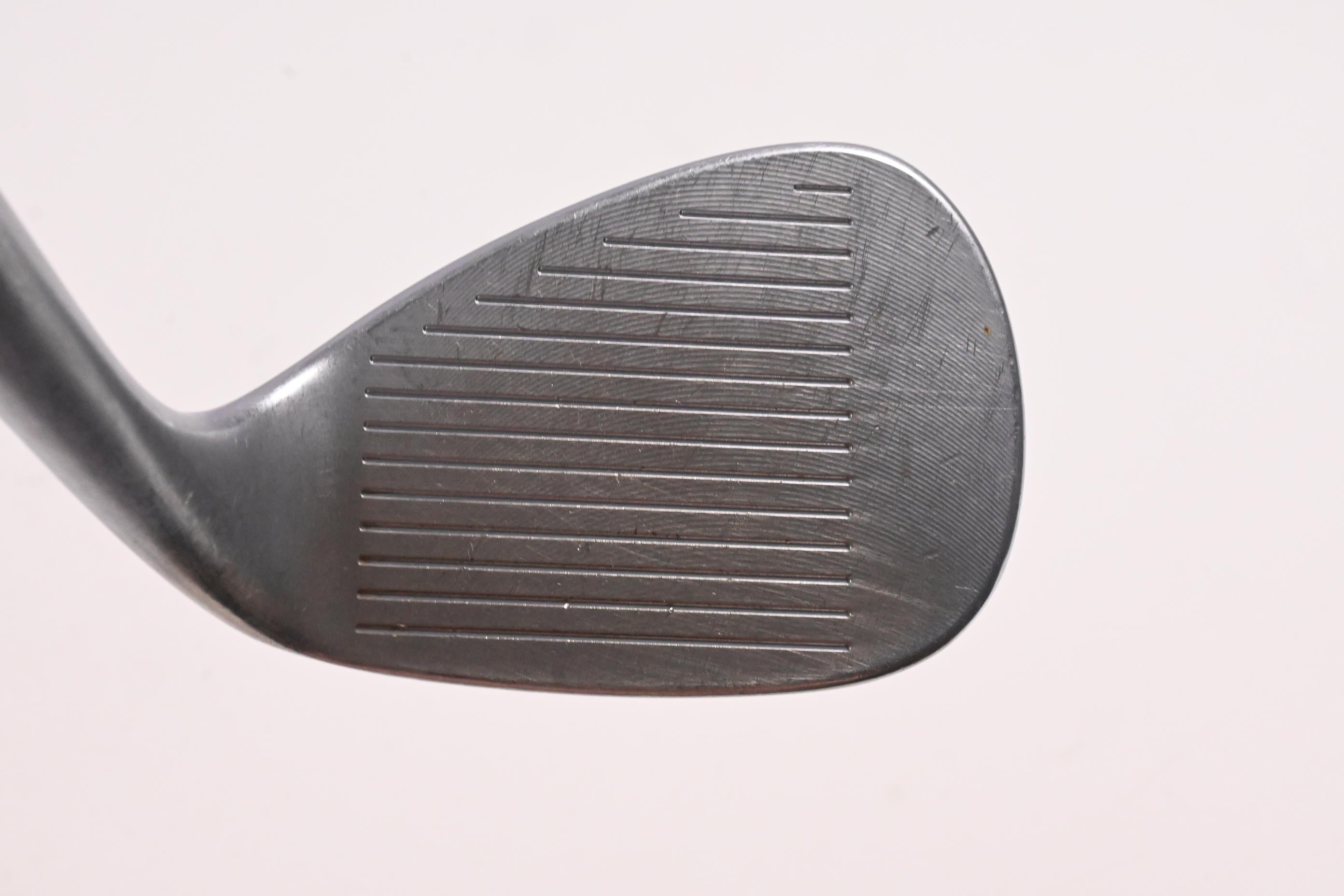 Left Hand Cleveland 588 RTX Lob Wedge / 60 Degree / Wedge Flex Dynamic Gold