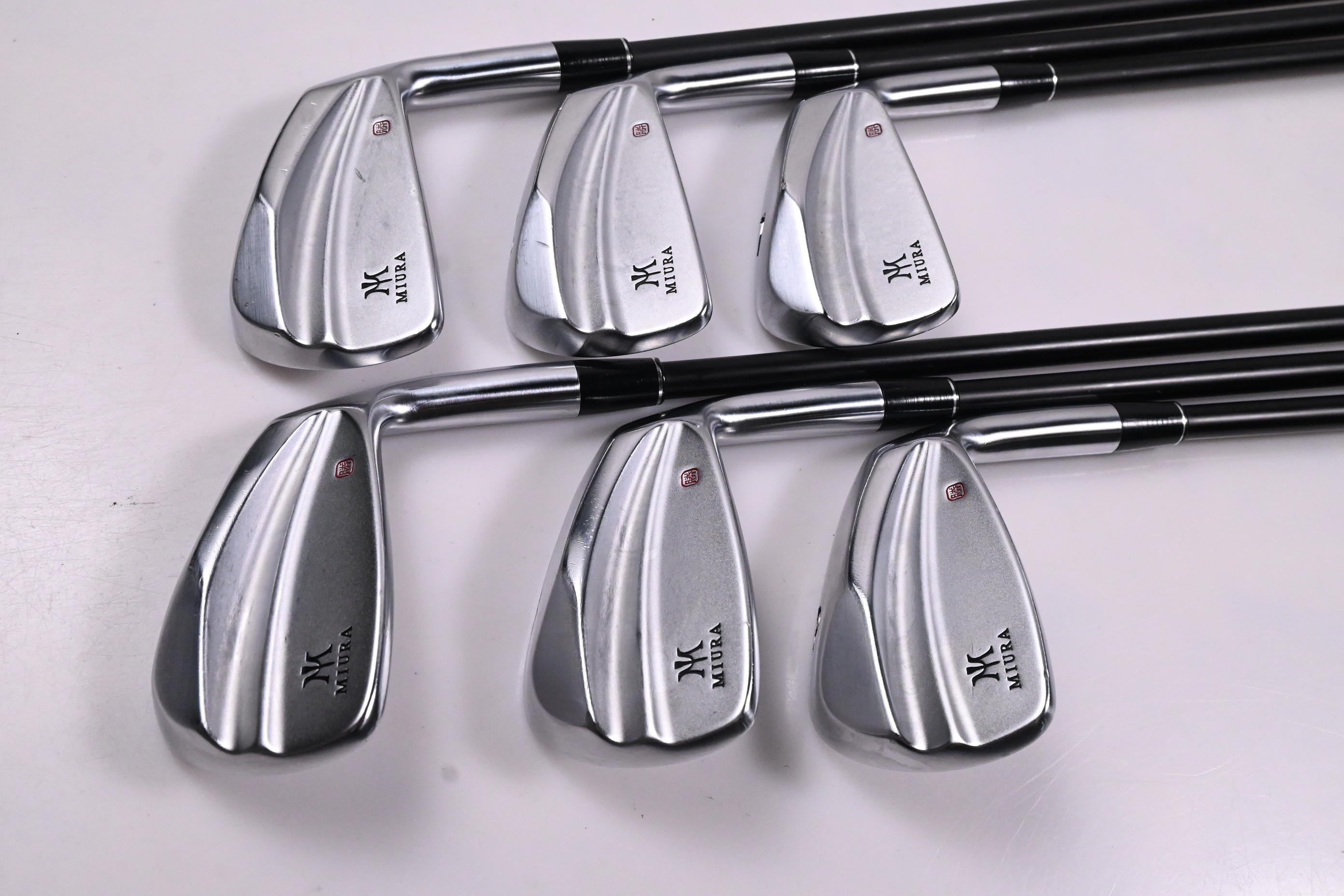 Miura KM-700 Irons / 5-PW / X-Flex Fujikura Axiom Velocore 105 Shafts