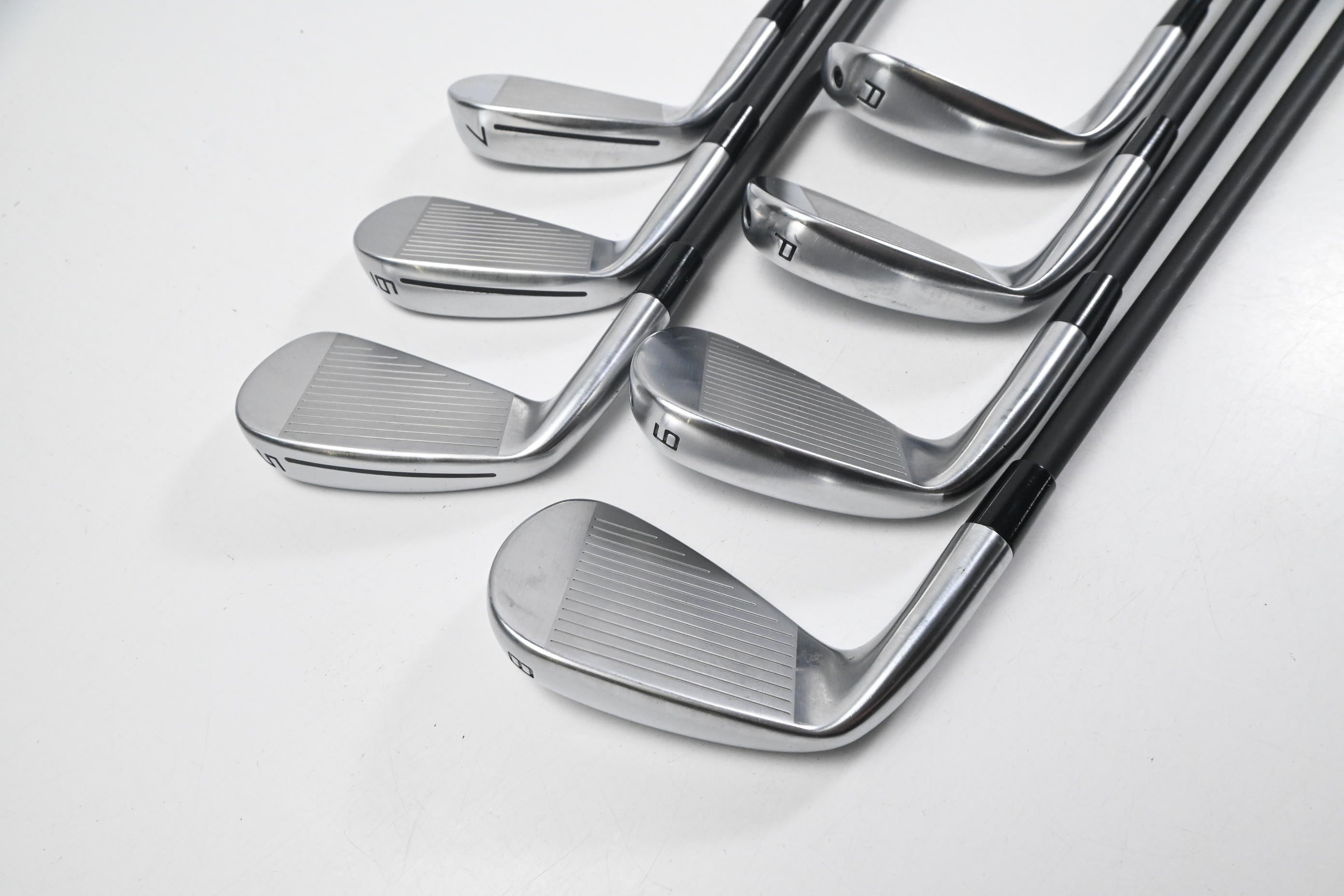 Taylormade P790 2025 Irons / 5-PW+GW / Regular Flex KBS Reax 65 Shafts