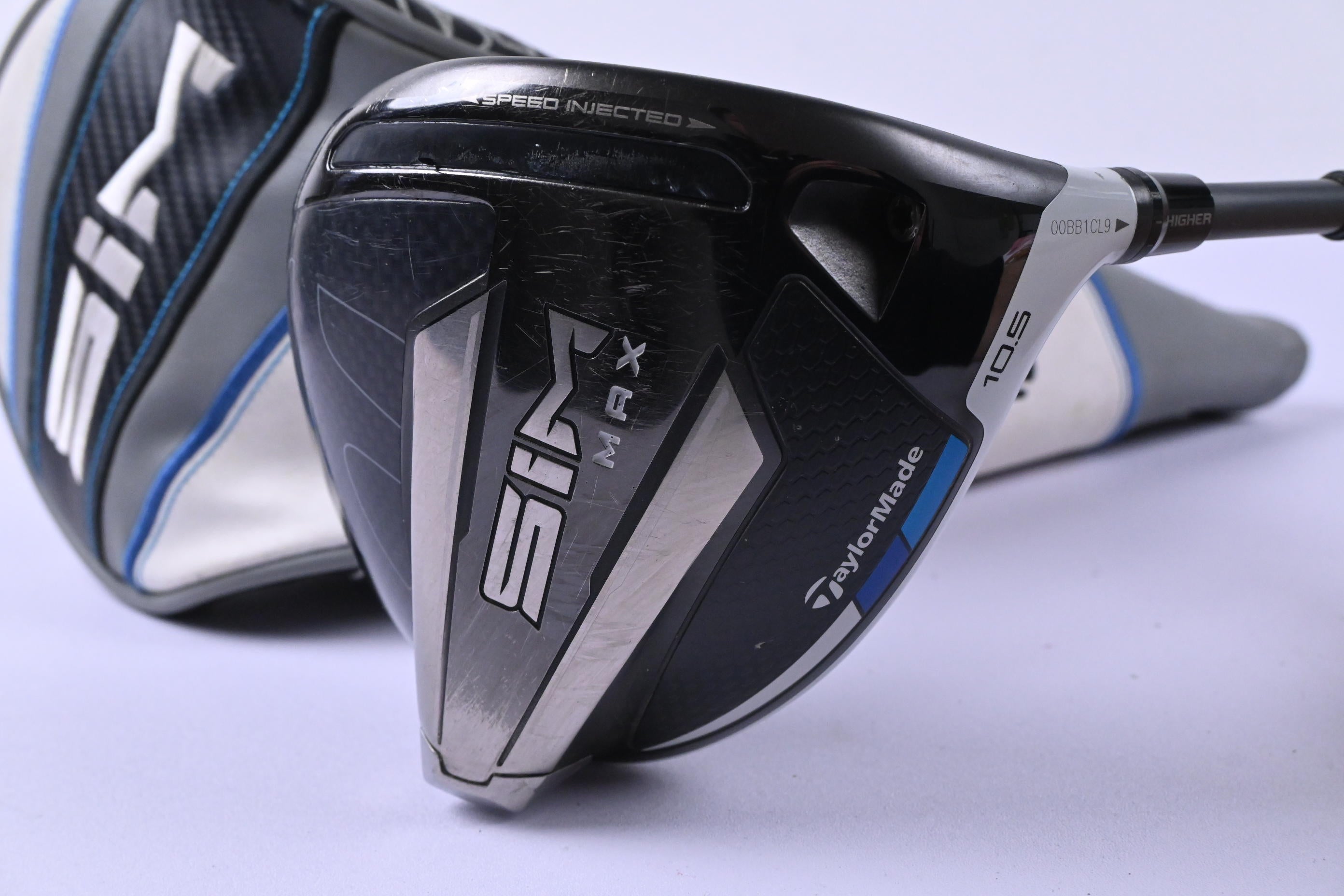 Taylormade SIM Max Driver / 10.5 Degree / Stiff Flex HZRDUS Smoke 60 Shaft