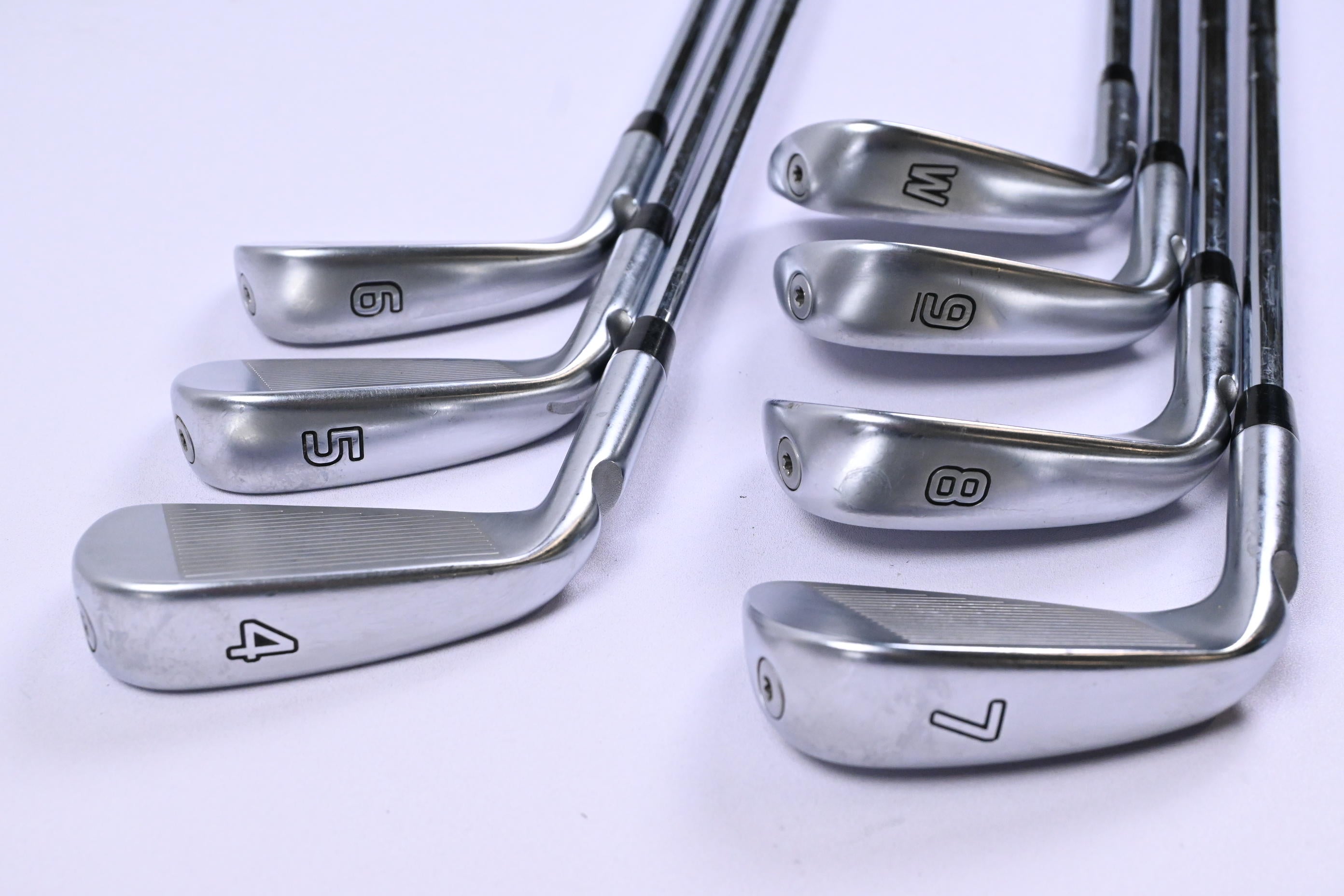 Ping i525 Irons / 4-PW / Blue Dot / Stiff Flex Dynamic Gold S300 Shafts
