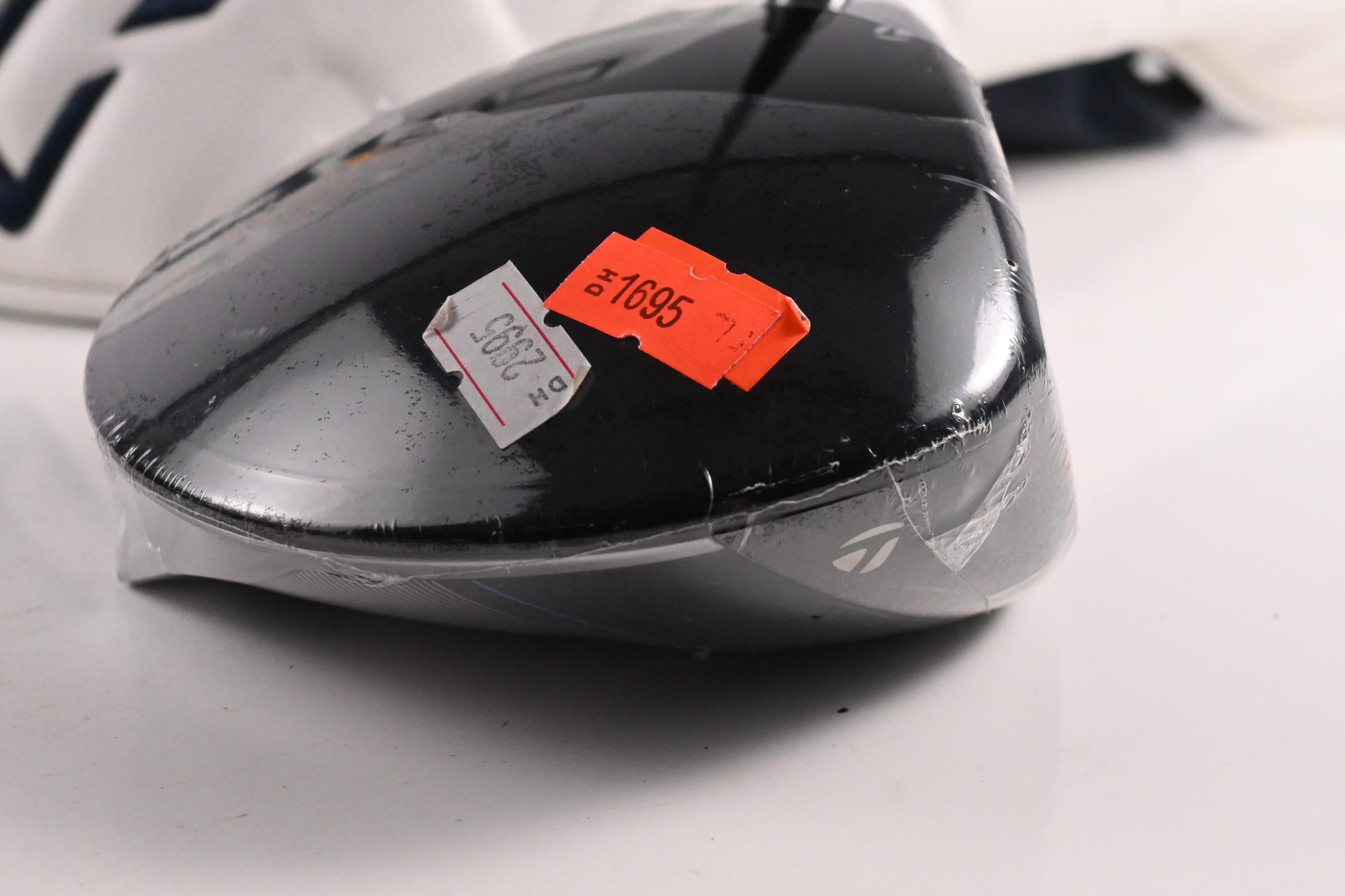 Taylormade Qi10 LS Driver / 10.5 Degree / Stiff Flex Tensei AV Limited Blue 65