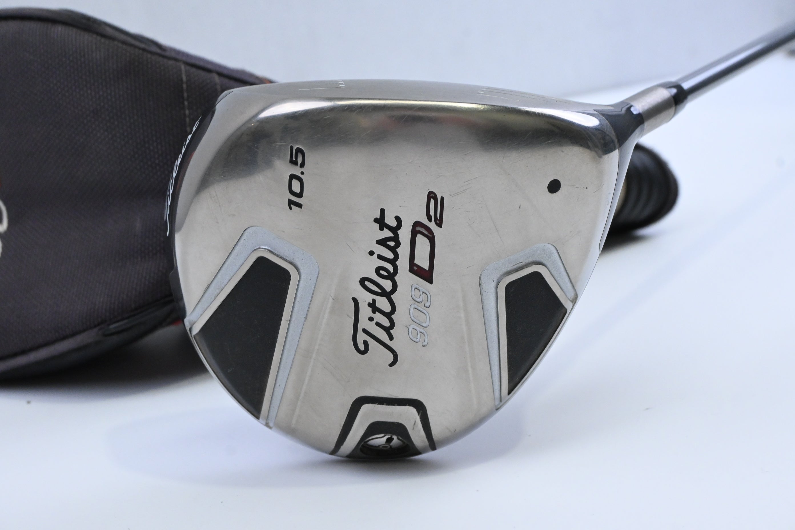 Titleist 909 D2 Driver / 10.5 Degree / Regular Flex Diamana 65 Shaft