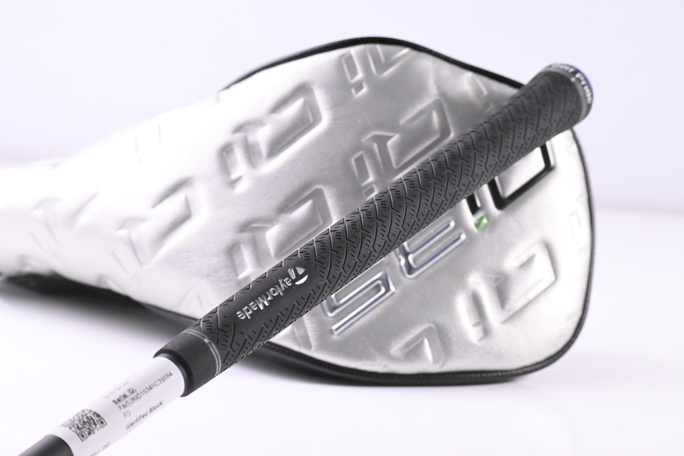 Taylormade Qi35 Driver / 10.5 Degree / Regular Flex Reax Blue 50 Shaft