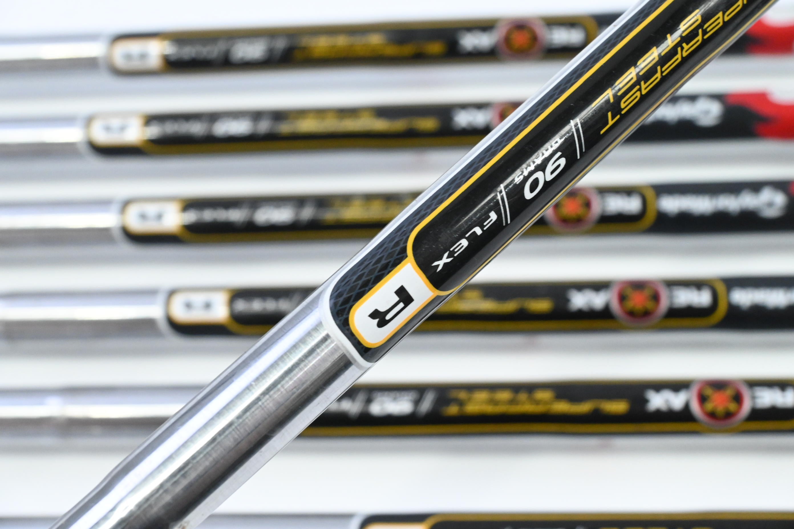 Taylormade Burner XD Irons / 5-PW+AW / Regular Flex Taylormade Reax 90 Shafts
