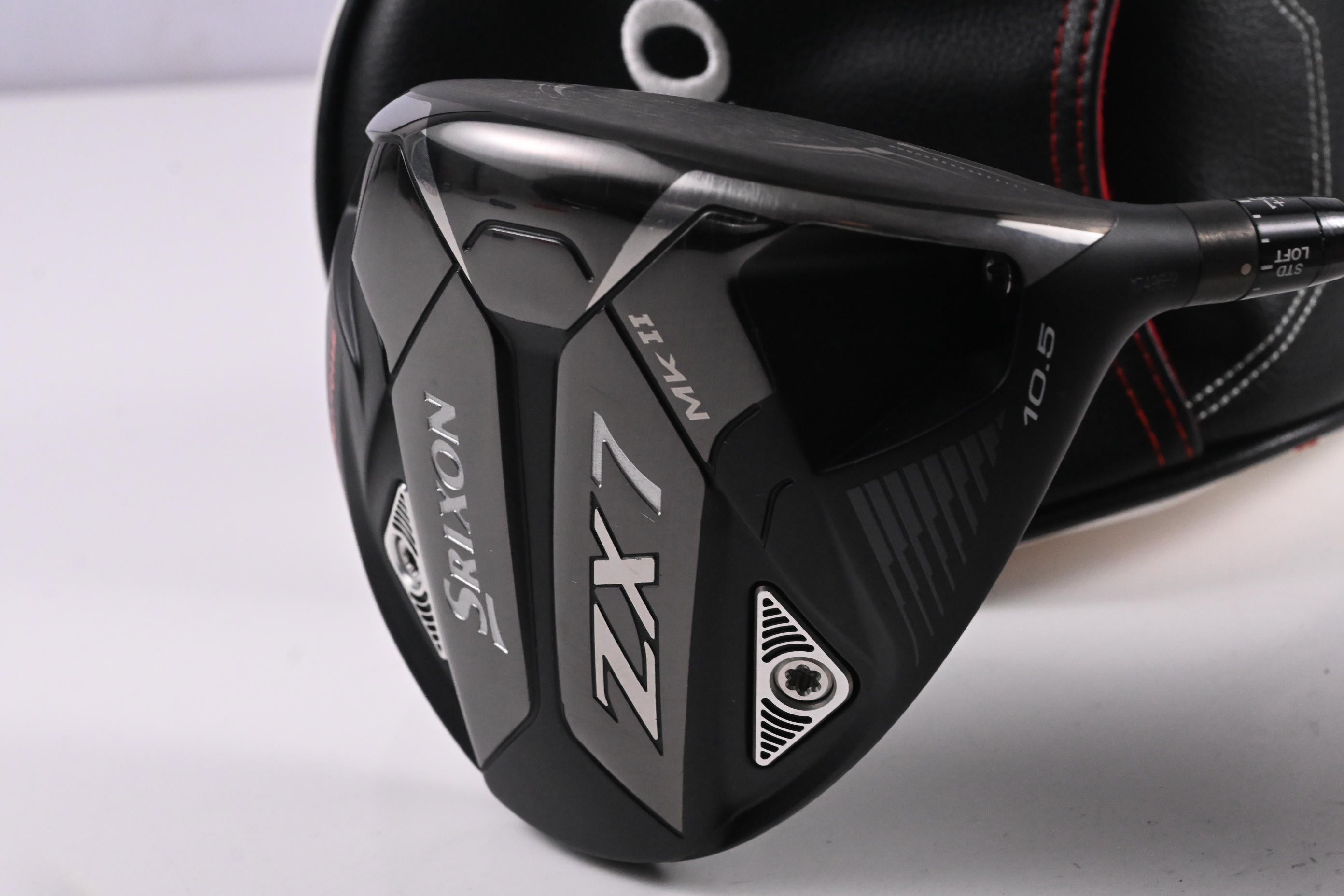 Srixon ZX7 Mk II Driver 2023 / 10.5 Degree / Stiff Flex Diamana Blue ZX 50 Shaft