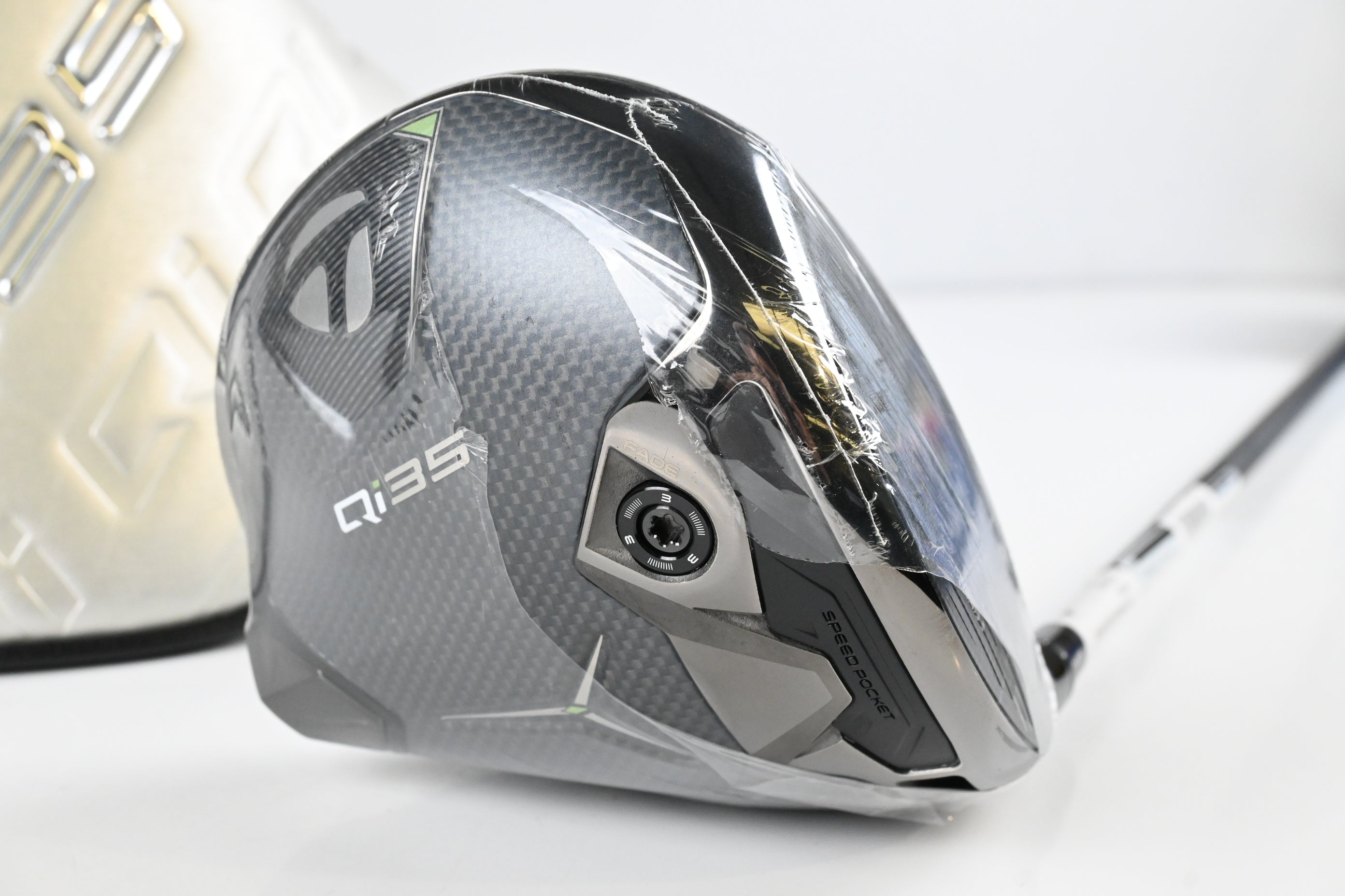 Taylormade Qi35 LS Driver / 9 Degree / Stiff Flex Kai'li Darkwaves White 60 Shaft