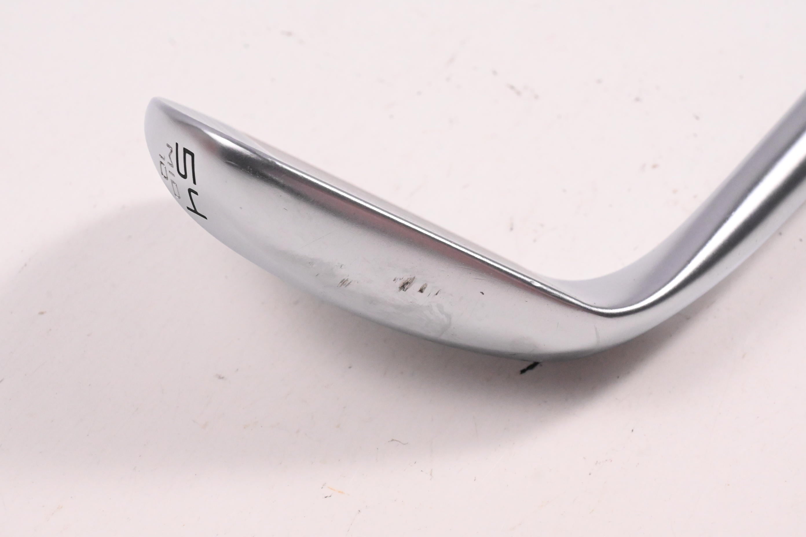 Cleveland RTZ Sand Wedge / 54 Degree / Wedge Flex Dynamic Gold Spinner Shaft