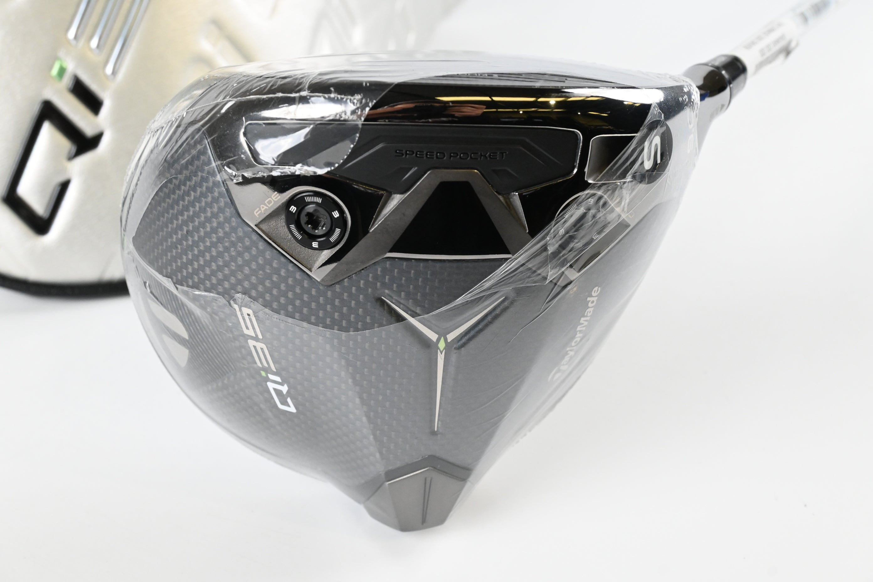 Taylormade Qi35 LS Driver / 9 Degree / Stiff Flex Kai'li Darkwaves White 60 Shaft