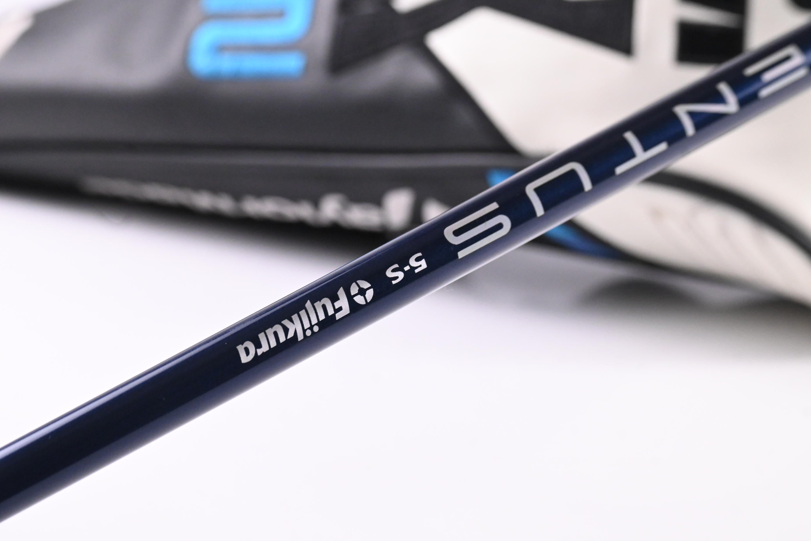 Taylormade SIM2 Max Driver / 10.5 Degree / Stiff Flex Fujikura Ventus Blue 5