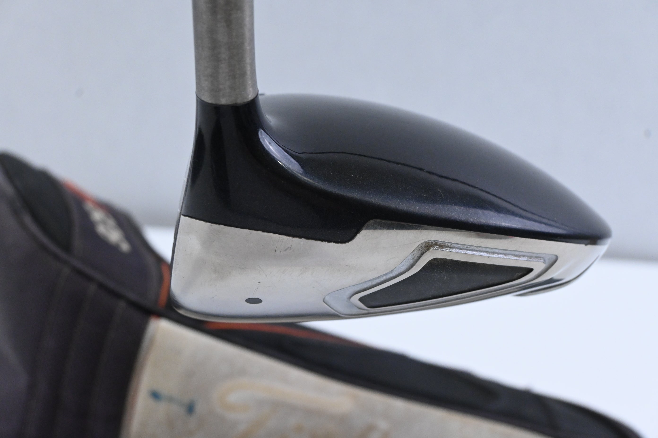 Titleist 909 D2 Driver / 10.5 Degree / Regular Flex Diamana 65 Shaft