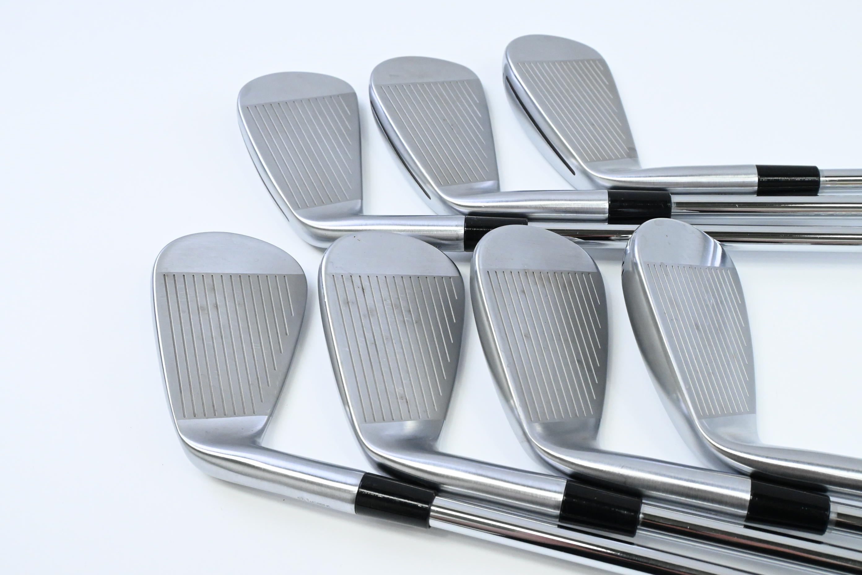 Taylormade P790 2025 Irons / 5-PW+AW / Regular Flex KBS MAX MT 85 Shafts