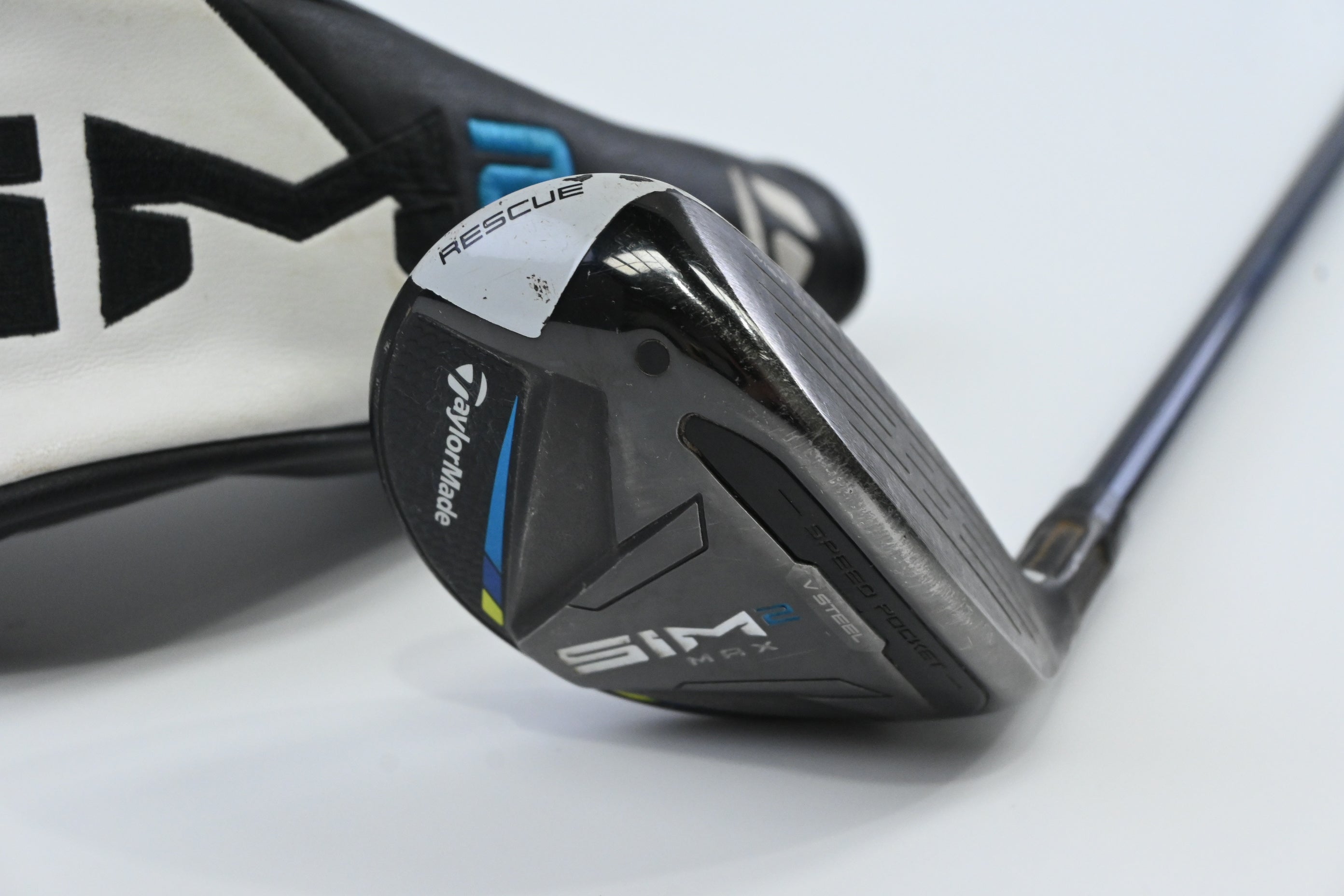 Taylormade SIM2 Max #3 Hybrid / 19 Degree / Regular Flex Fujikura Ventus Blue 6